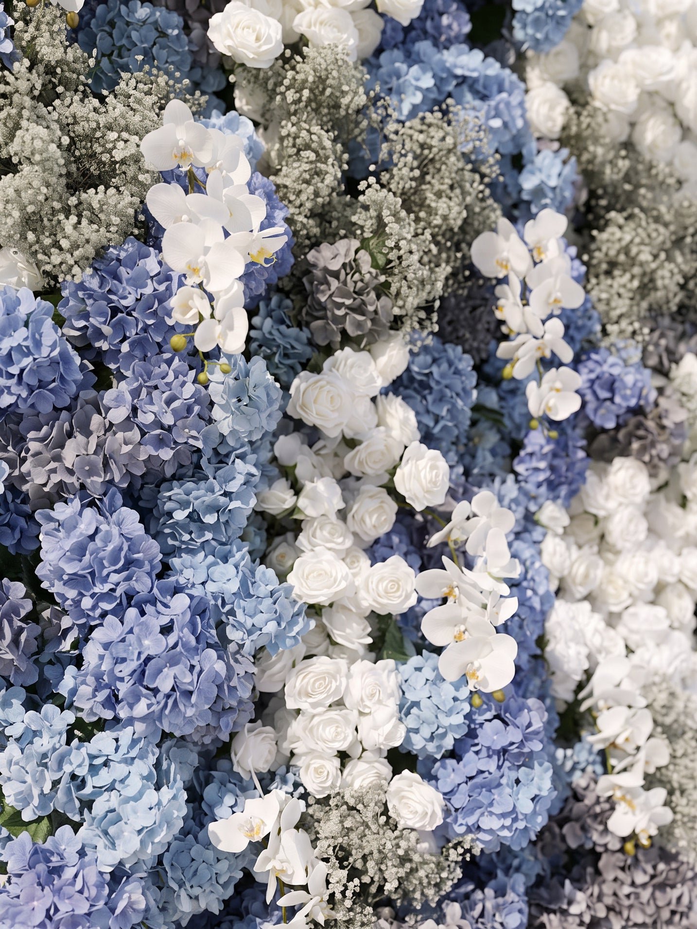 Zarena 5D Fabric Artificial rolling up curtain flower wall — floral detail