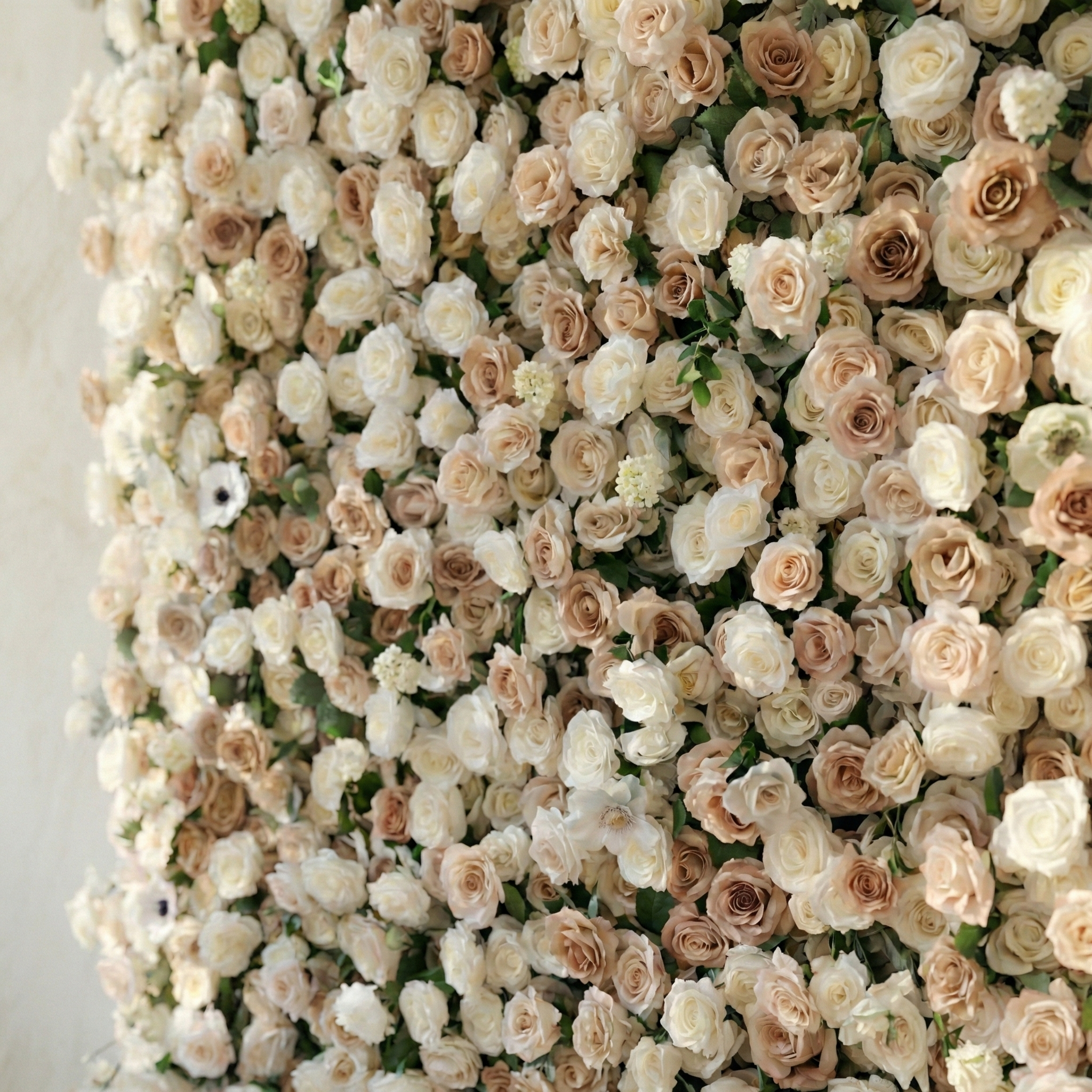 Ziven: 5D Elegant Latte &amp; Ivory Silk Rose Flower Wall Roll-Up Fabric Backdrop for Luxury Wedding &amp; Modern Interior Decor