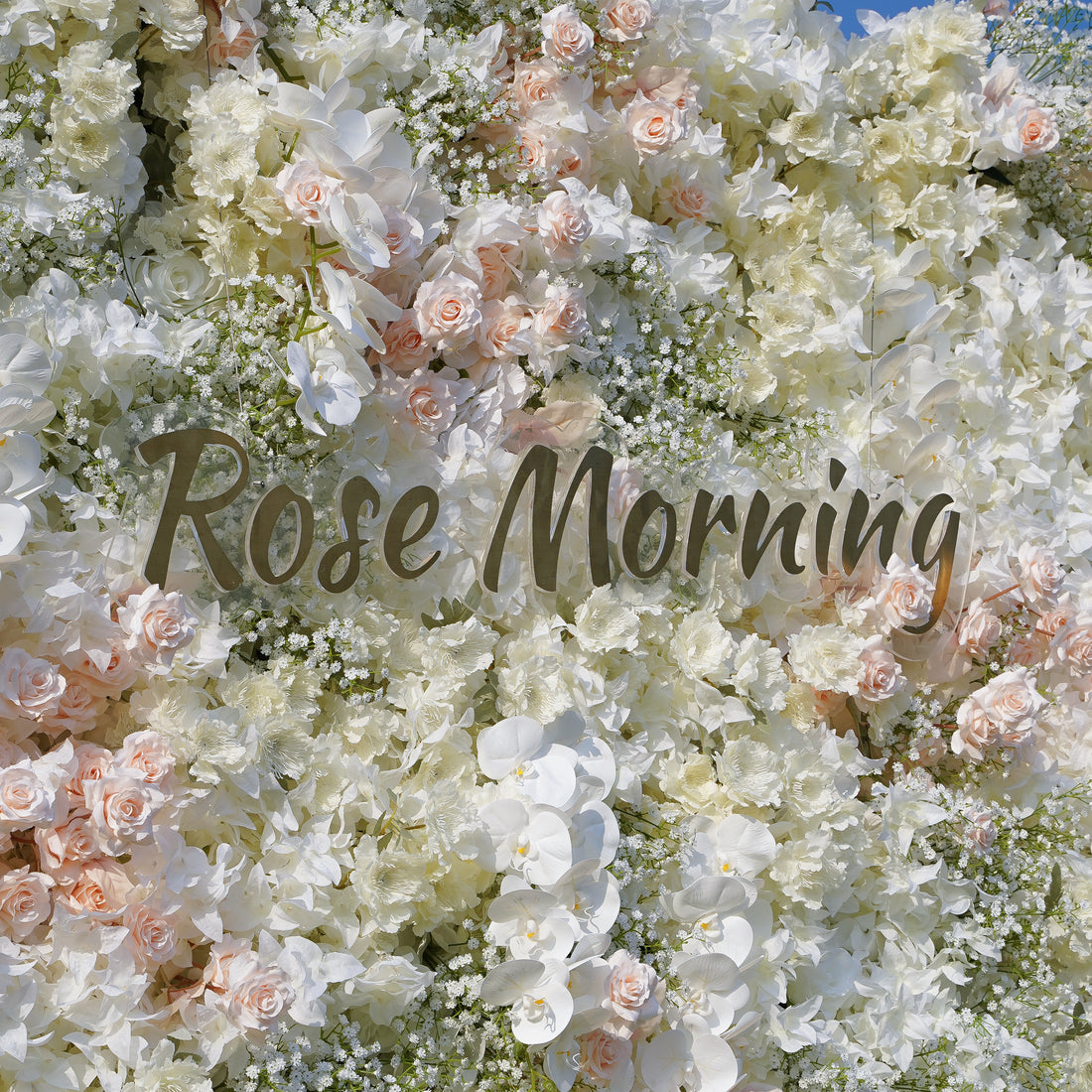 The flower walls are made of artificial flowers in various colors, layered at different levels to create a lush, elegant and natural look. The exclusive zipper design and roll-up design make it easy to install and remove.Rose Morning