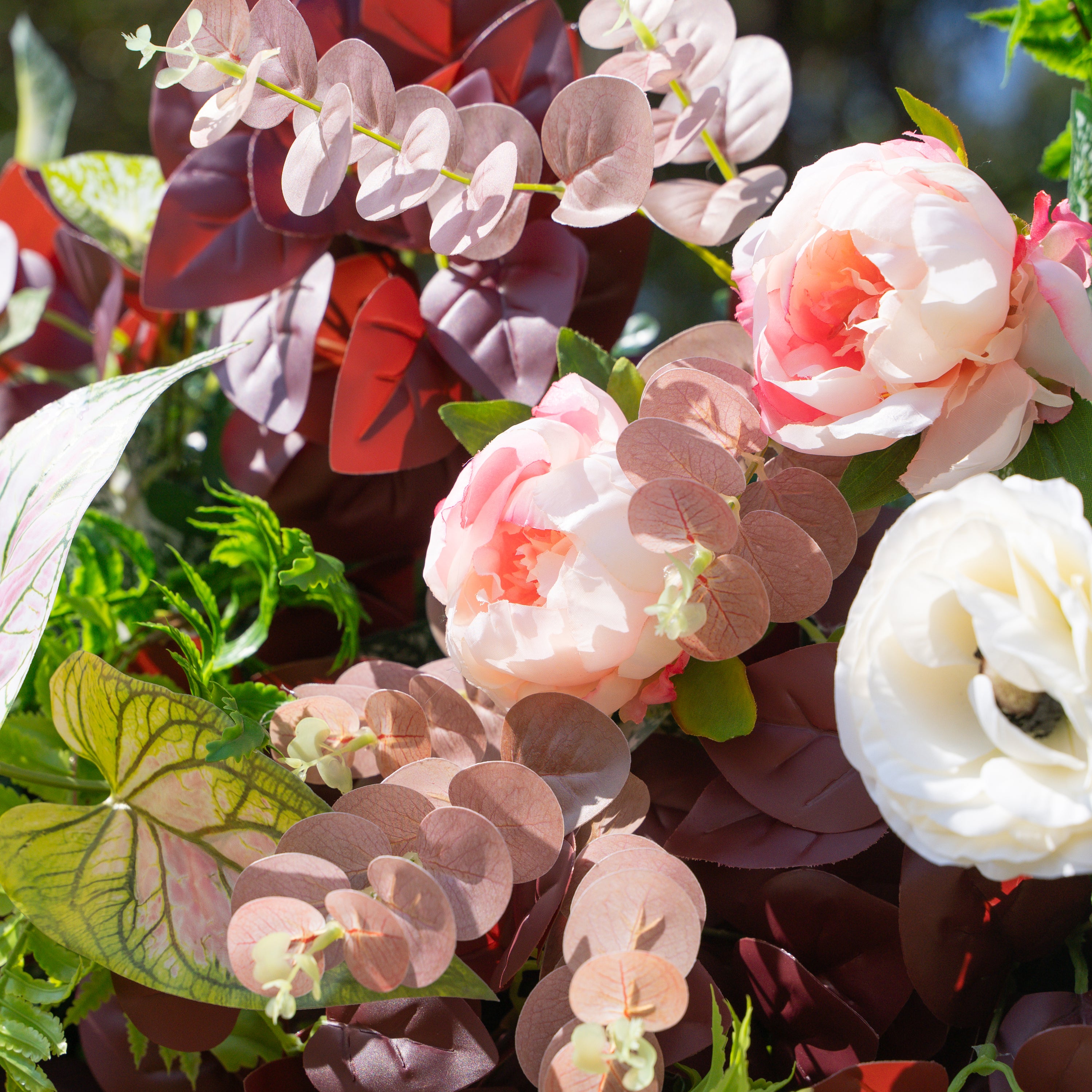 Adelaide：4D Fabric Artificial rolling up curtain flower wall