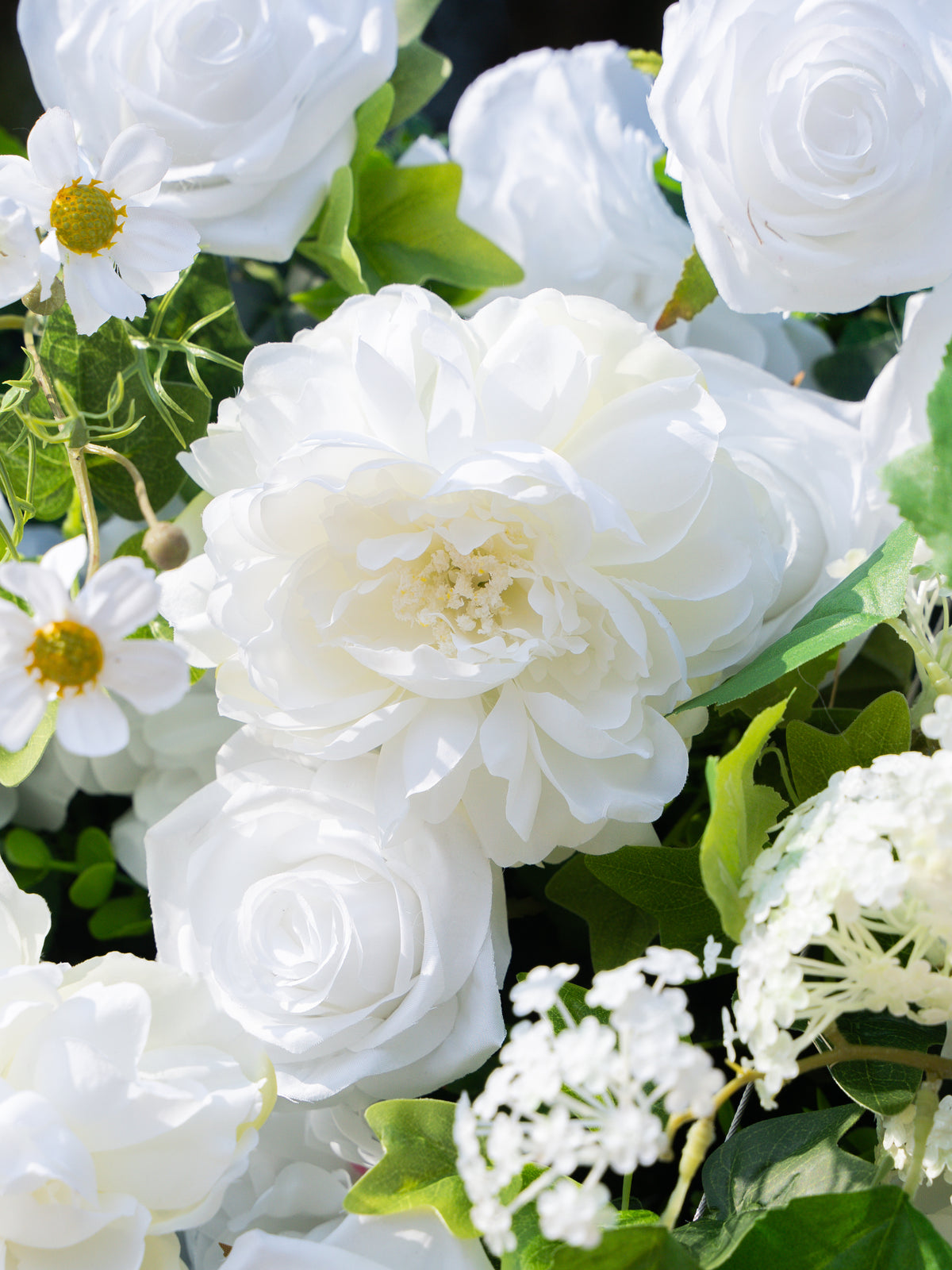 Amorette: 3D Fabric Artificial Zip Up Curtain Flower Wall For Wedding and Events Decoration