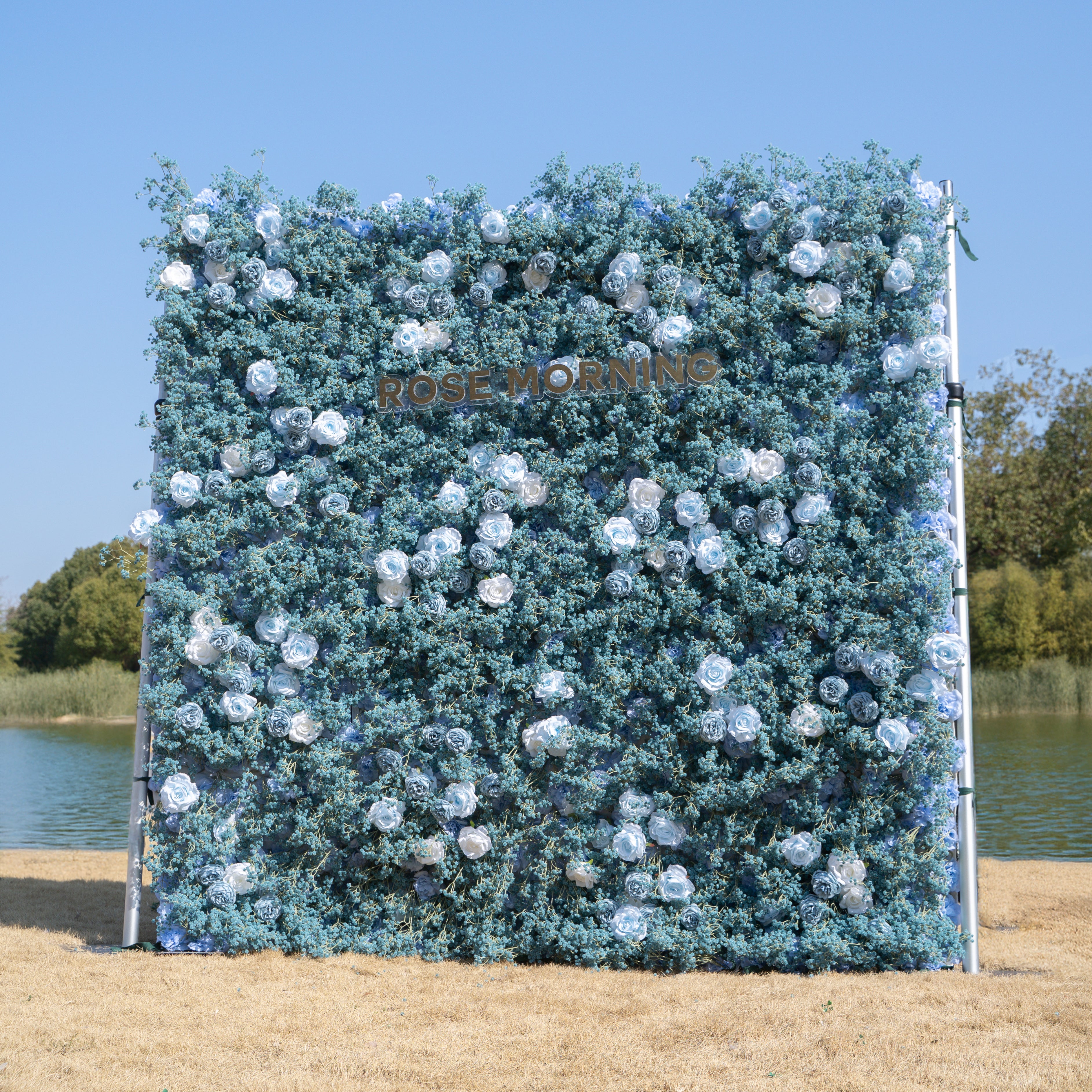 Blue Baby Breath：3D Fabric Artificial rolling up curtain flower wall