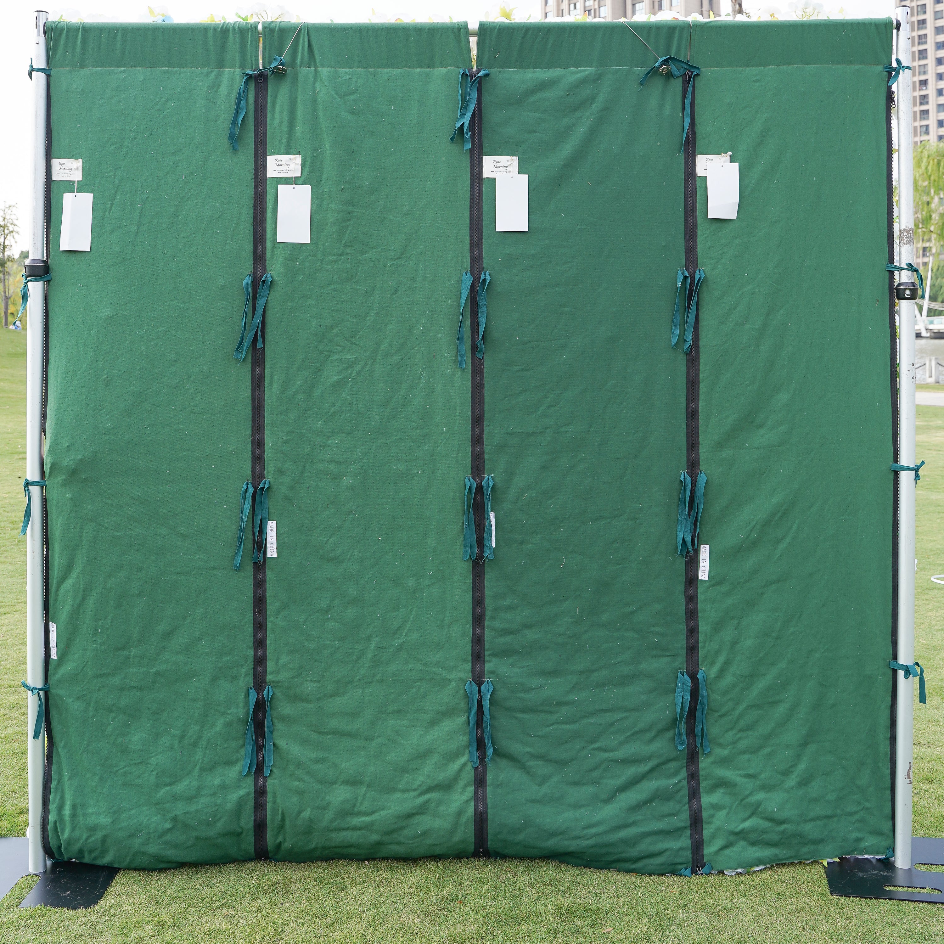 Felicia：5D Fabric Artificial rolling up curtain flower wall Rose Morning
