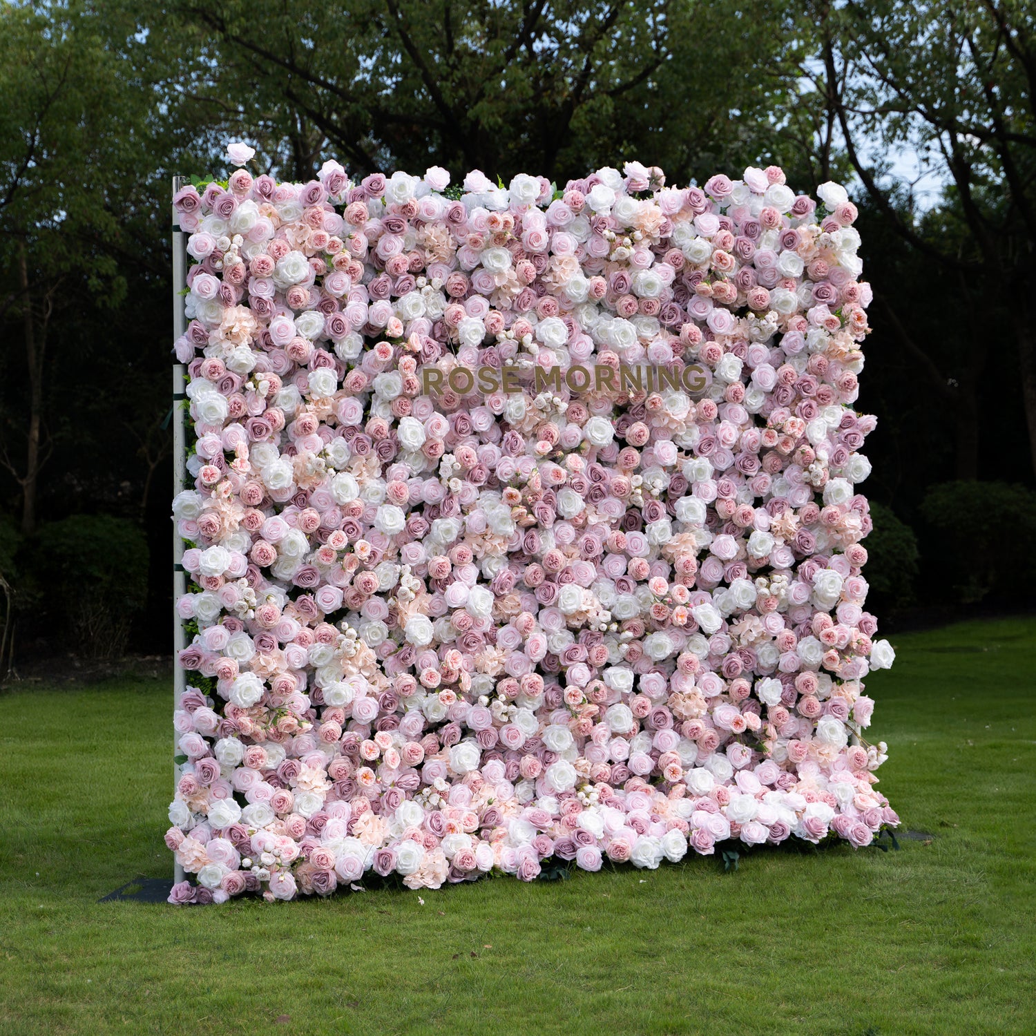 Blessed：5D Fabric Artificial rolling up curtain flower wall