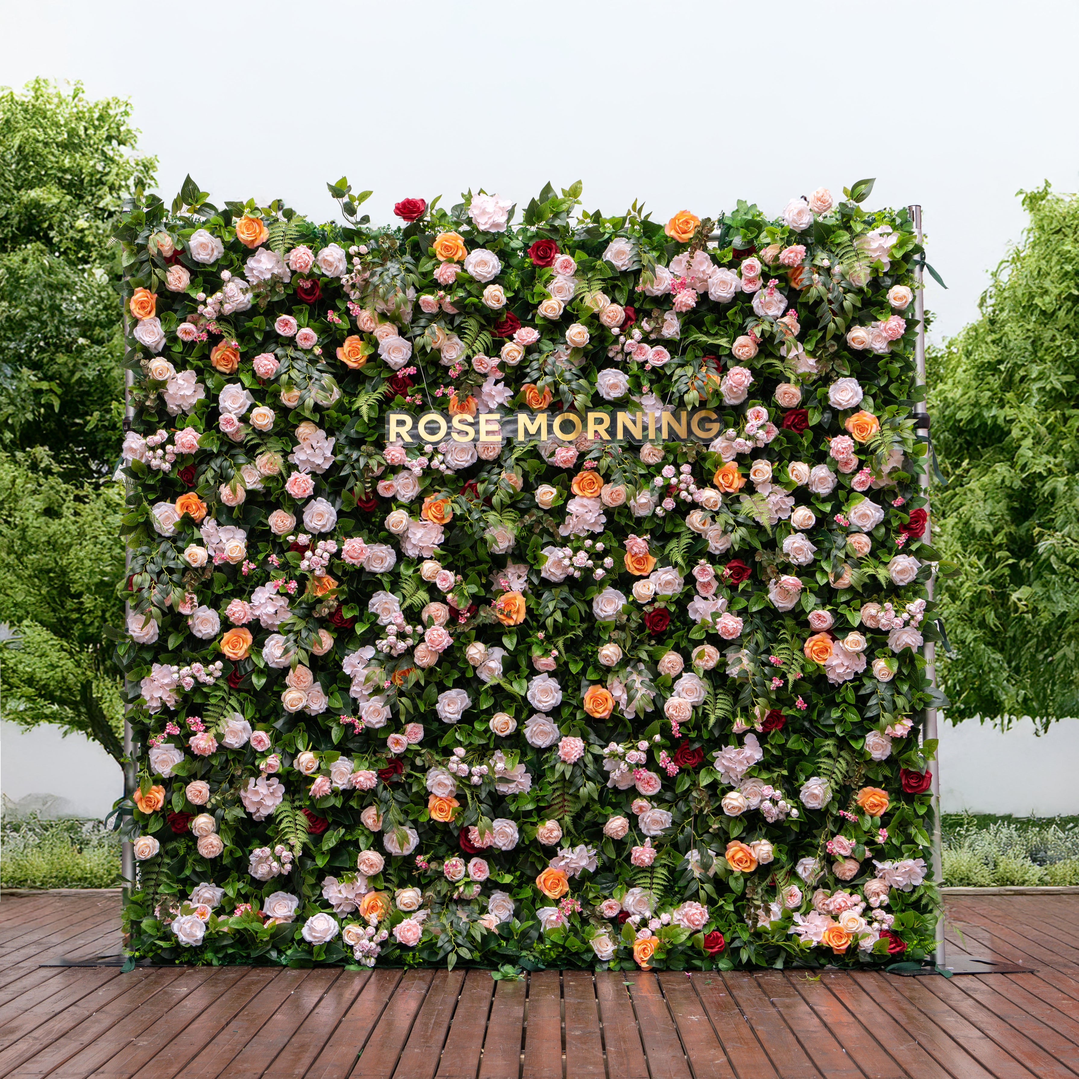 Brittany：5D Fabric Artificial rolling up curtain flower wall