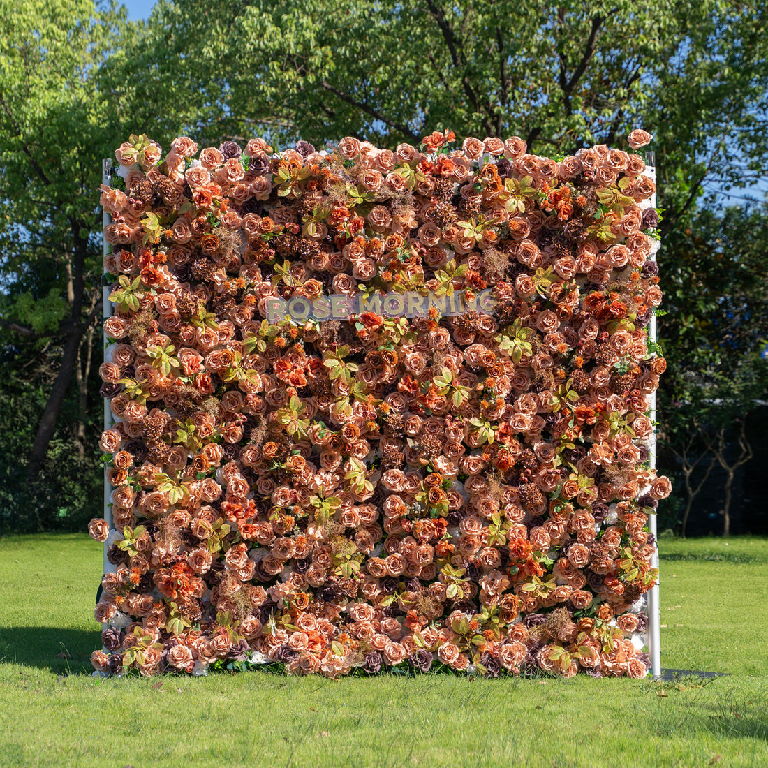 Cappuccino：5D Fabric Artificial rolling up curtain flower wall