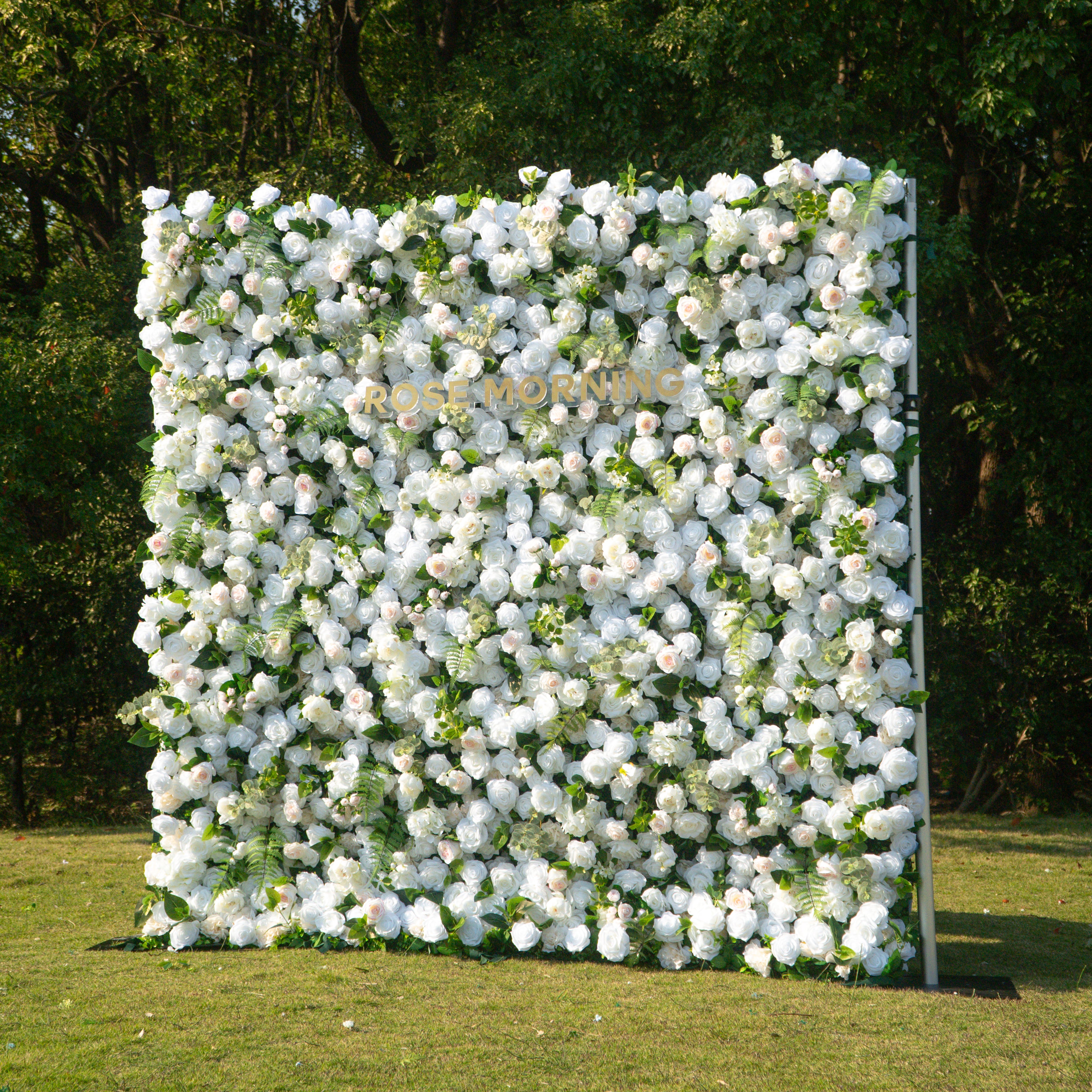 Cherish：5D Fabric Artificial rolling up curtain flower wall