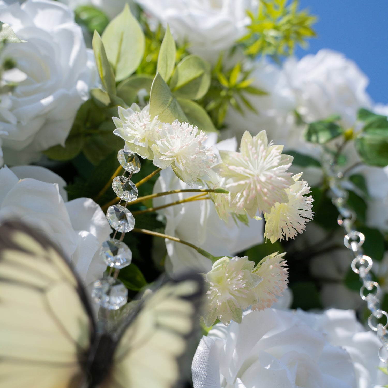 Crystal：Fabric Artificial rolling up curtain flower wall with Crystal Beaded and PVC Butterflies for DIY