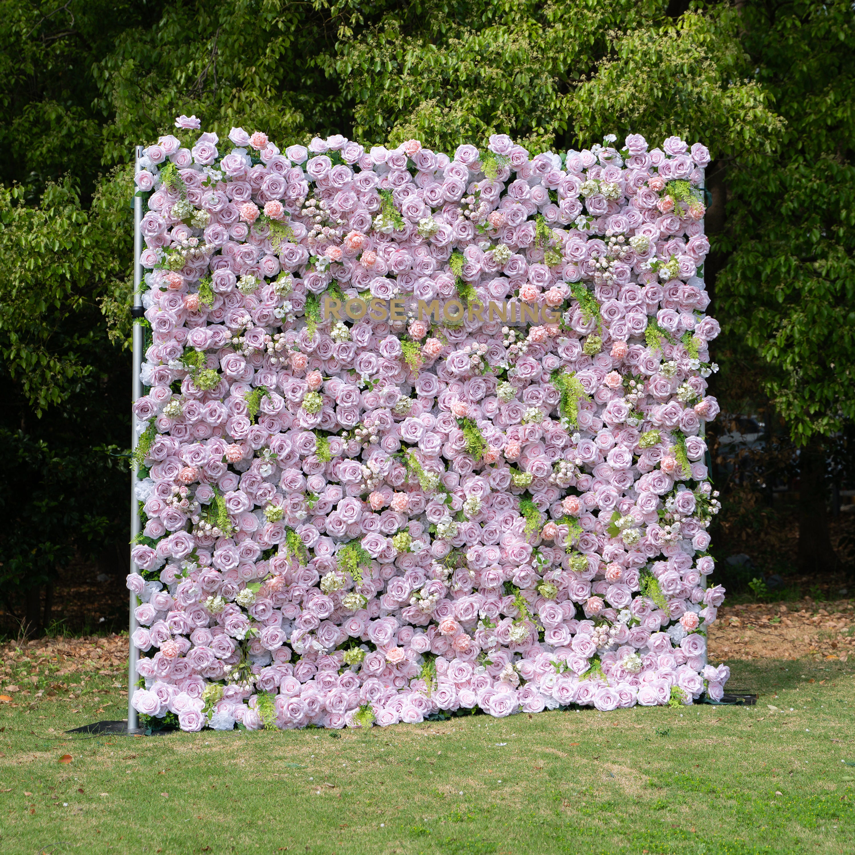 Debra：5D Fabric Artificial rolling up curtain flower wall