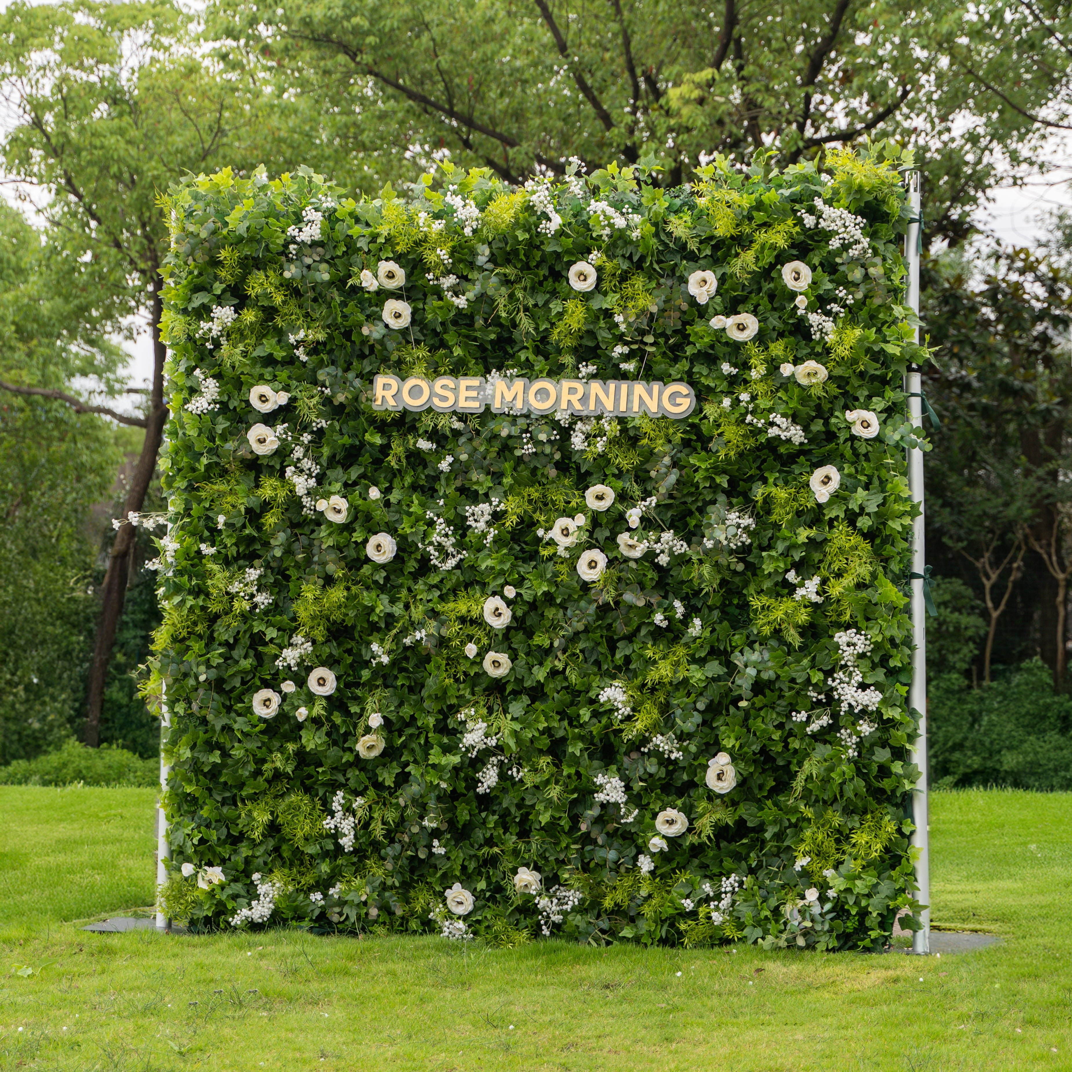 Eloise 2025：5D Fabric Artificial rolling up curtain flower wall