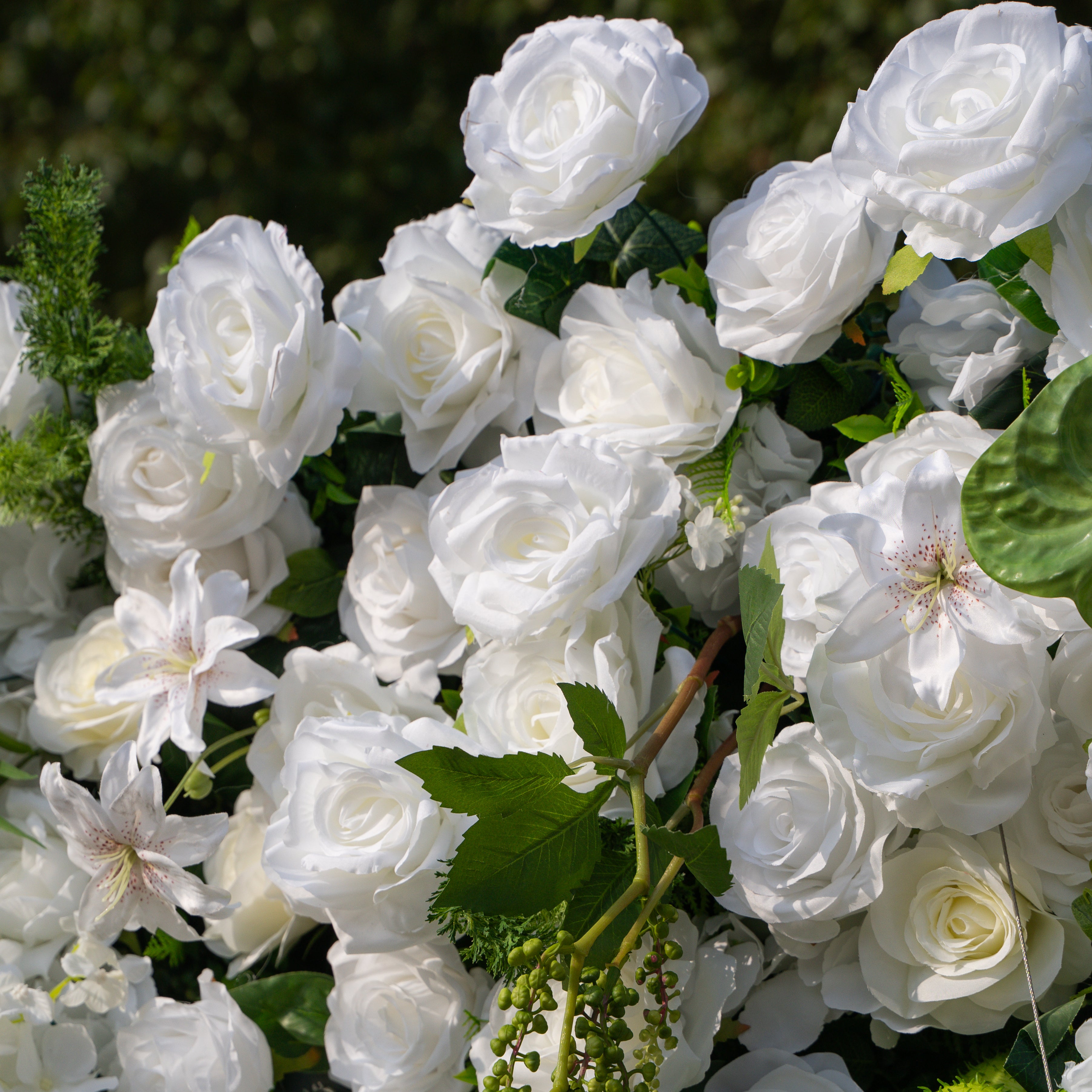 Estelle: 5D White Rose &amp; Greenery Silk Floral Wall Roll-Up Fabric Backdrop for Natural Weddings &amp; Garden Ceremonies