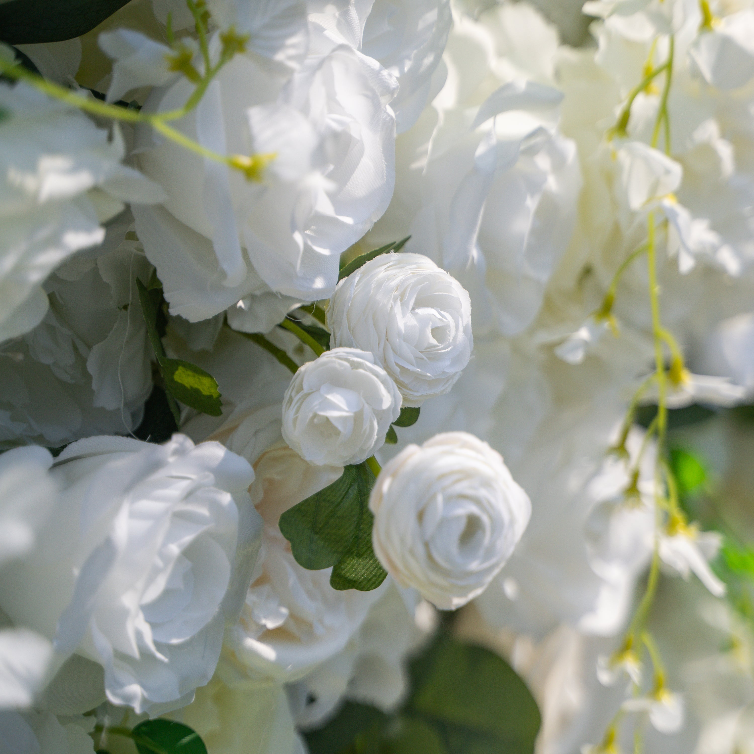 Eve 2025：5D Fabric Artificial rolling up curtain flower wall