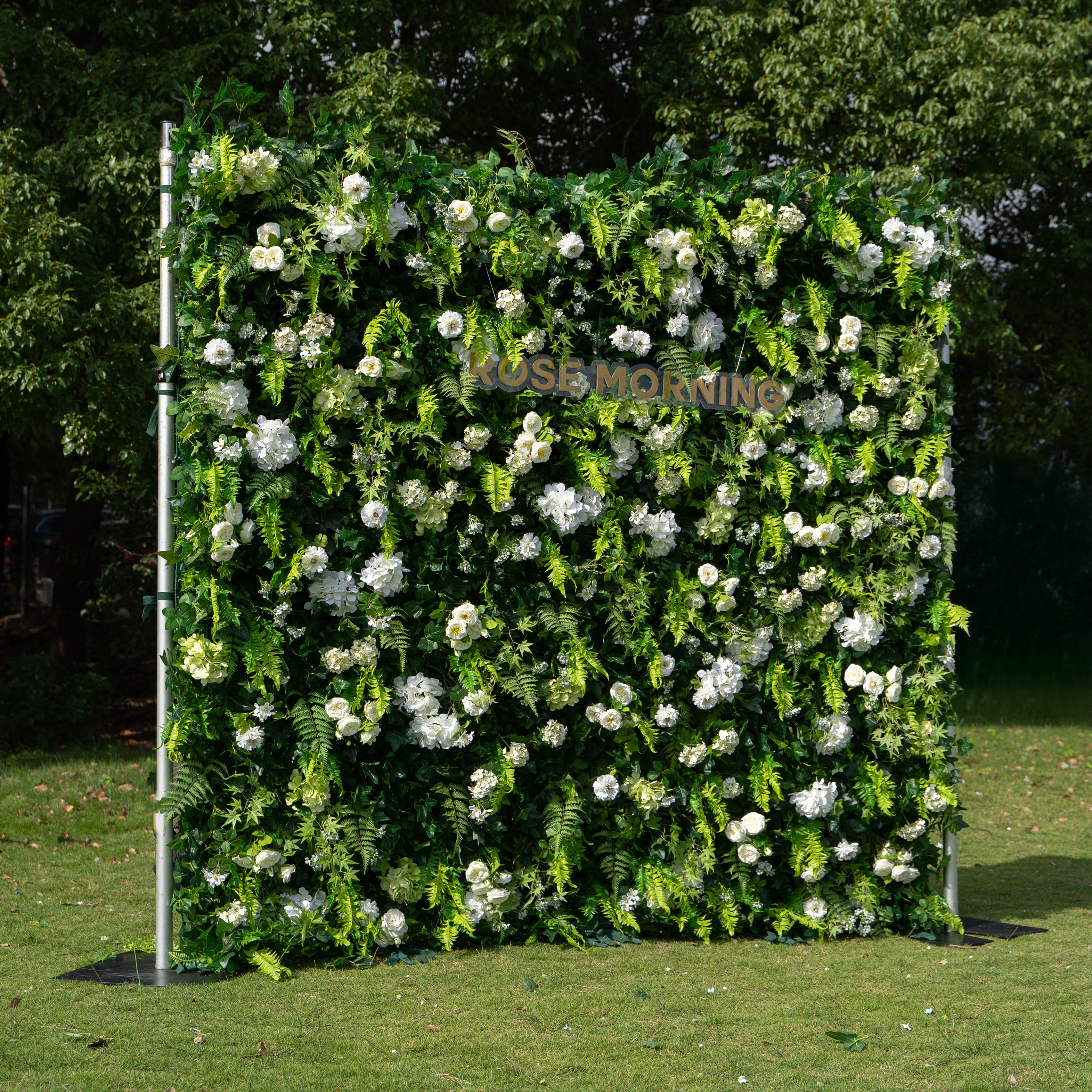 Fernando：5D Fabric Artificial rolling up curtain flower wall