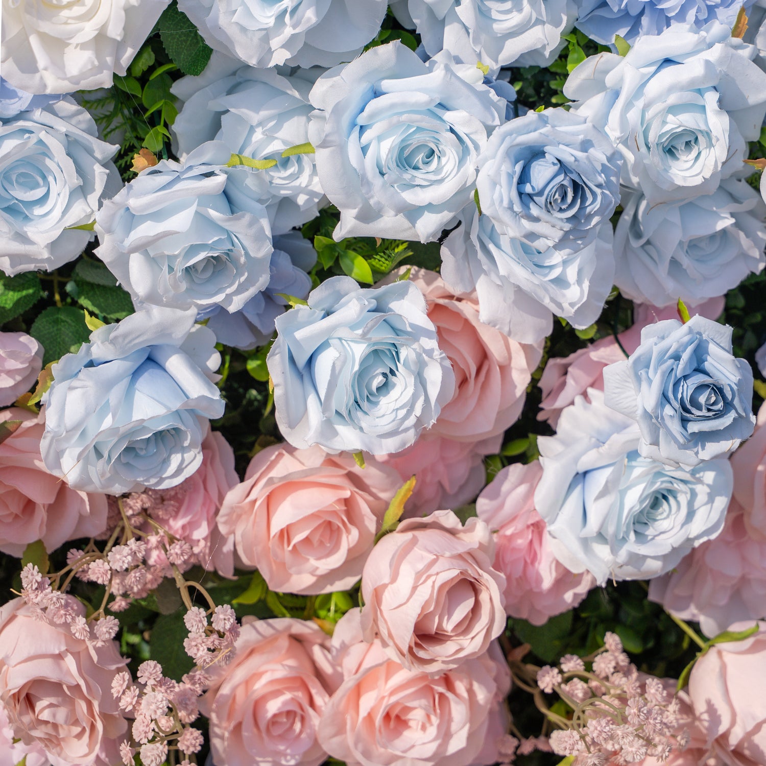 Fiora：3D Fabric Artificial rolling up curtain flower wall