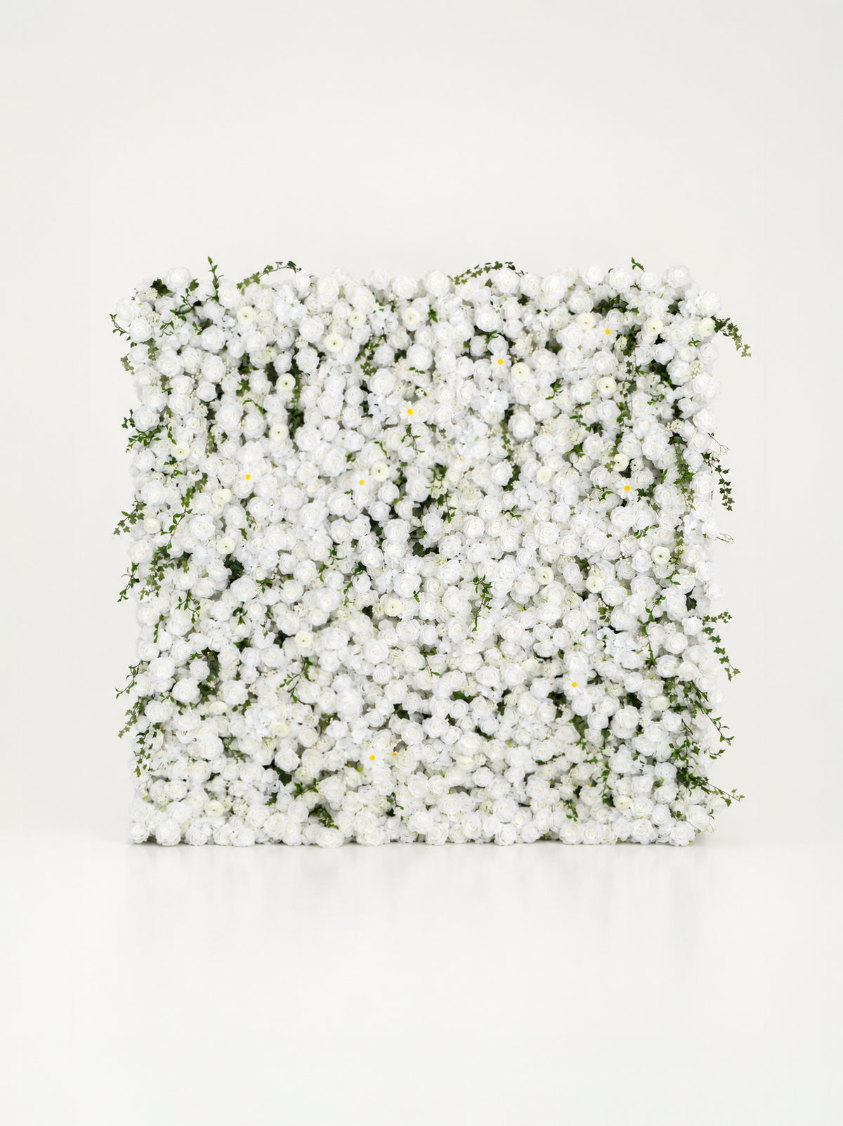 Galia 5D flower wall in Cloud White, front view
