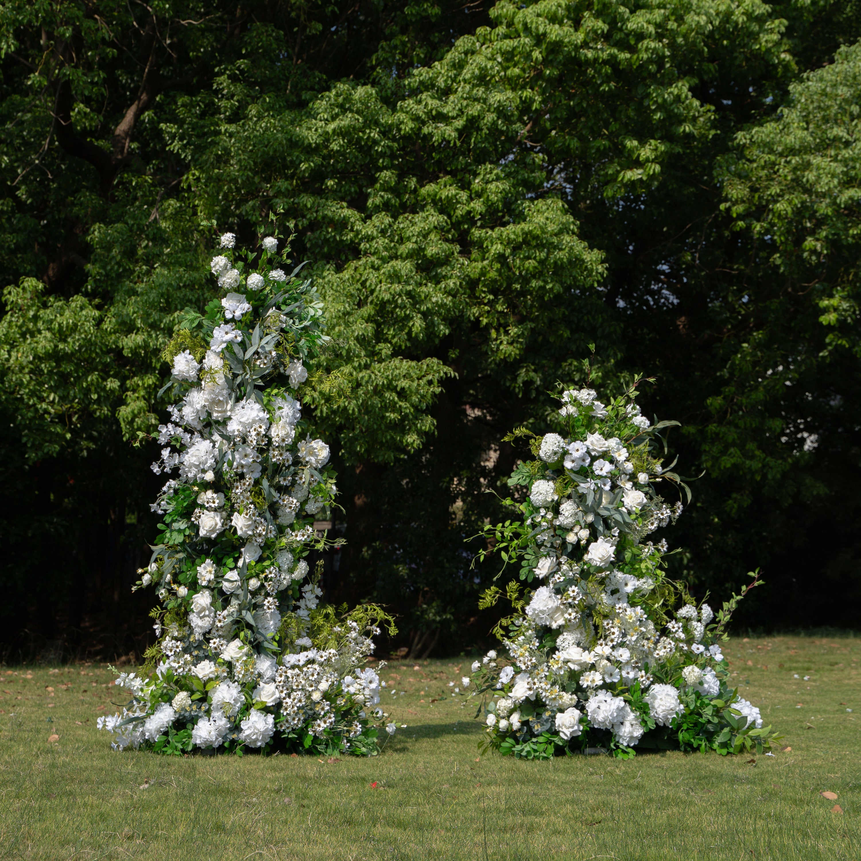 Gianna Wedding Party Background Floral Arch Decoration including Frame