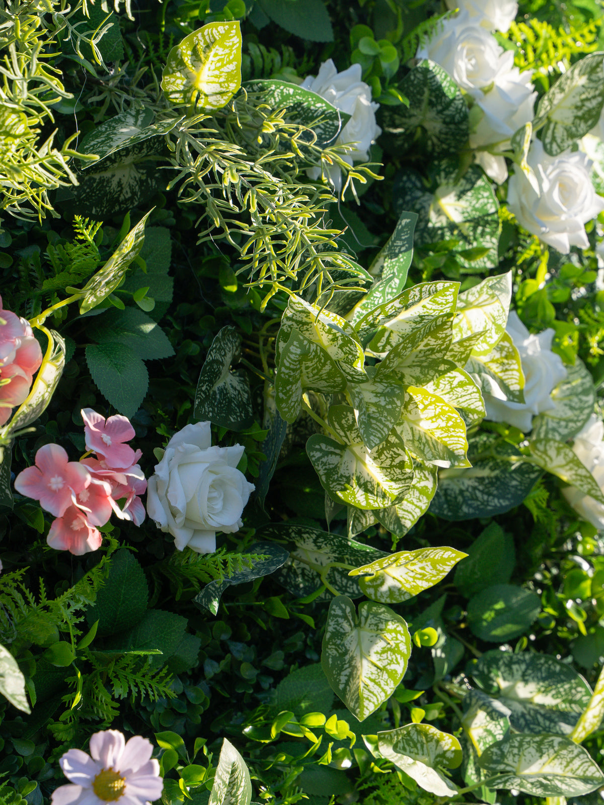 Fiorielle: 3D Fabric Artificial Zip Up Curtain Flower Wall For Wedding and Events Decoration