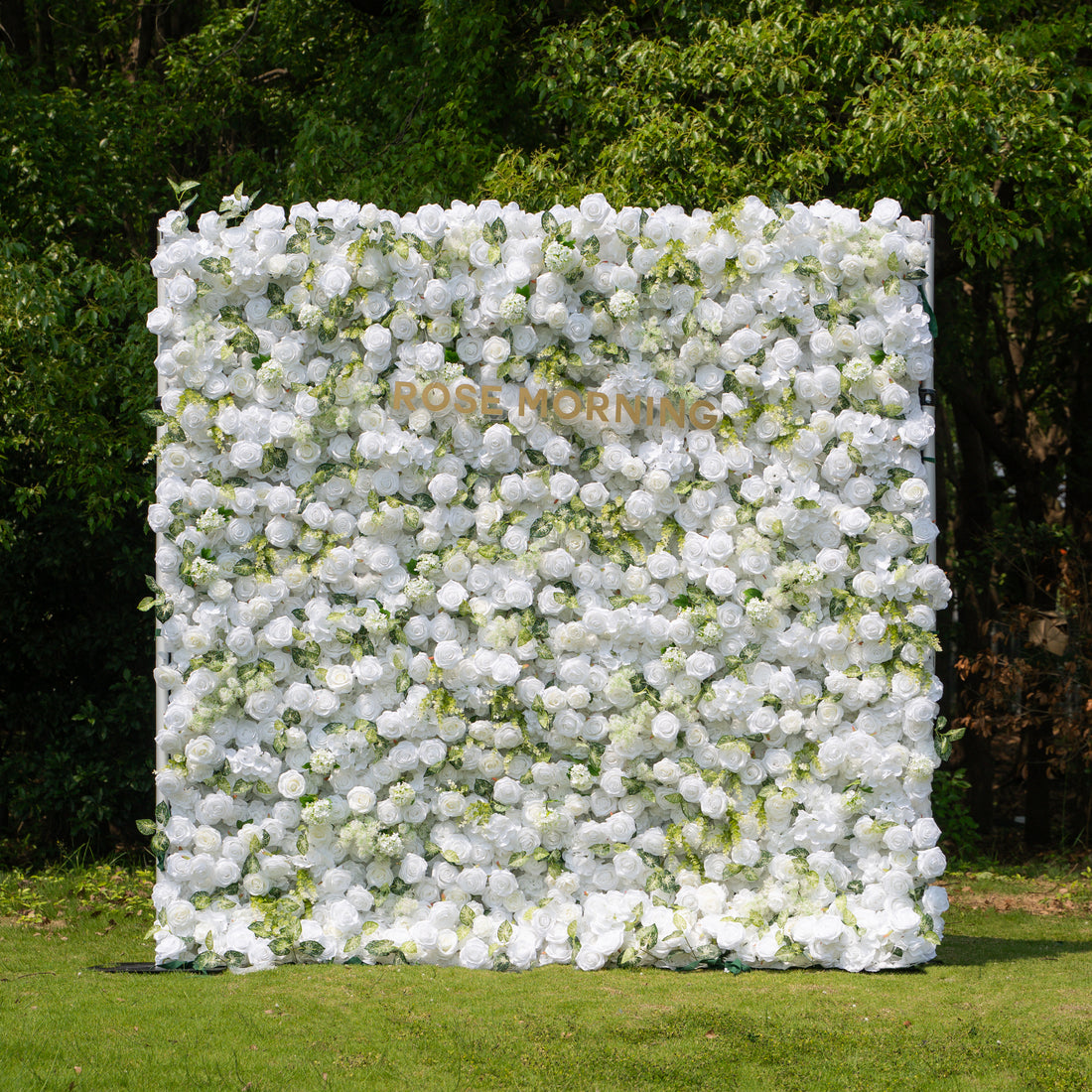 Icing :3D Fabric Artificial rolling up curtain flower wall