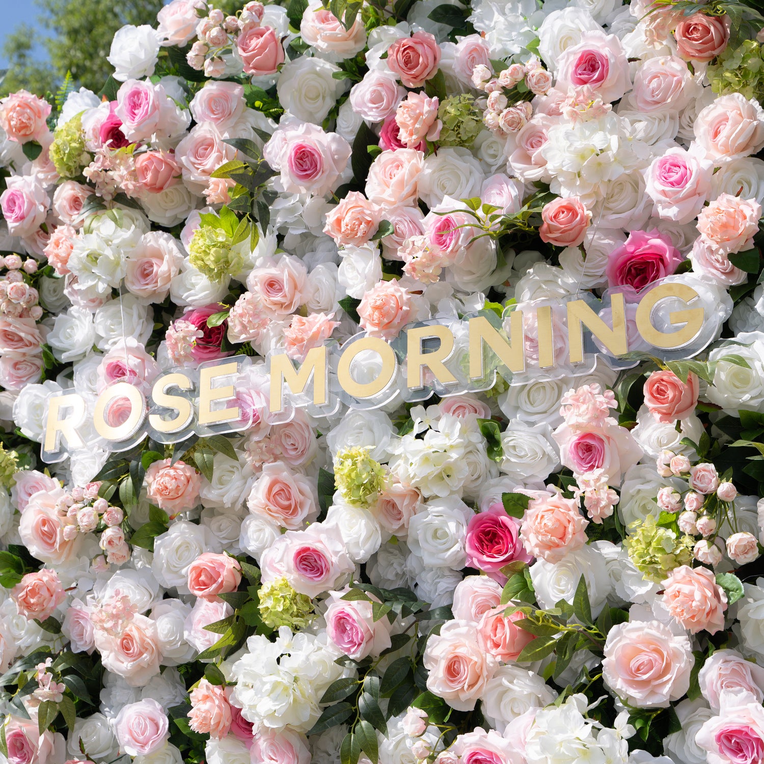 Jodie：4D Fabric Artificial rolling up curtain flower wall