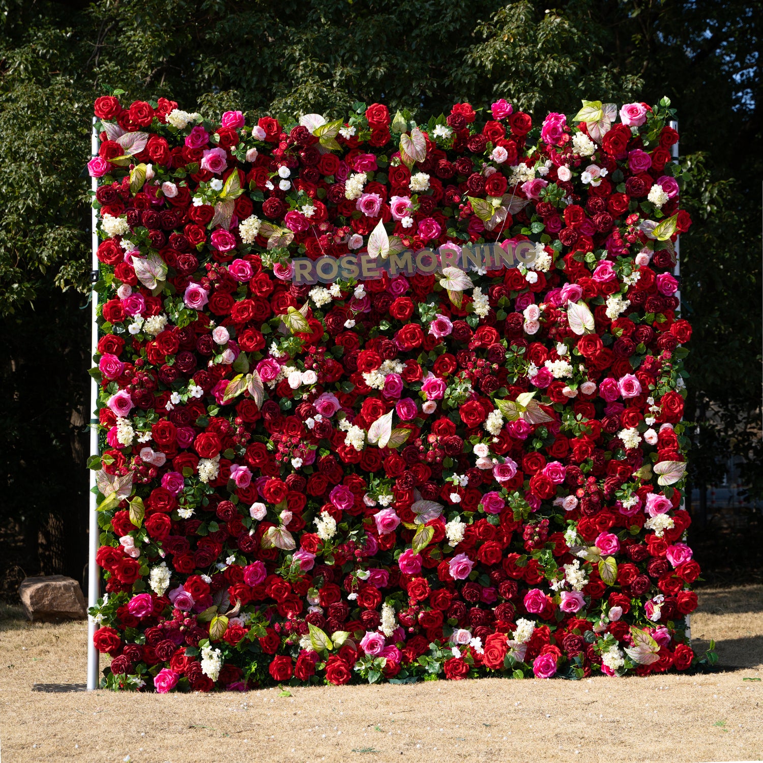 Jody ：5D Fabric Artificial rolling up curtain flower wall