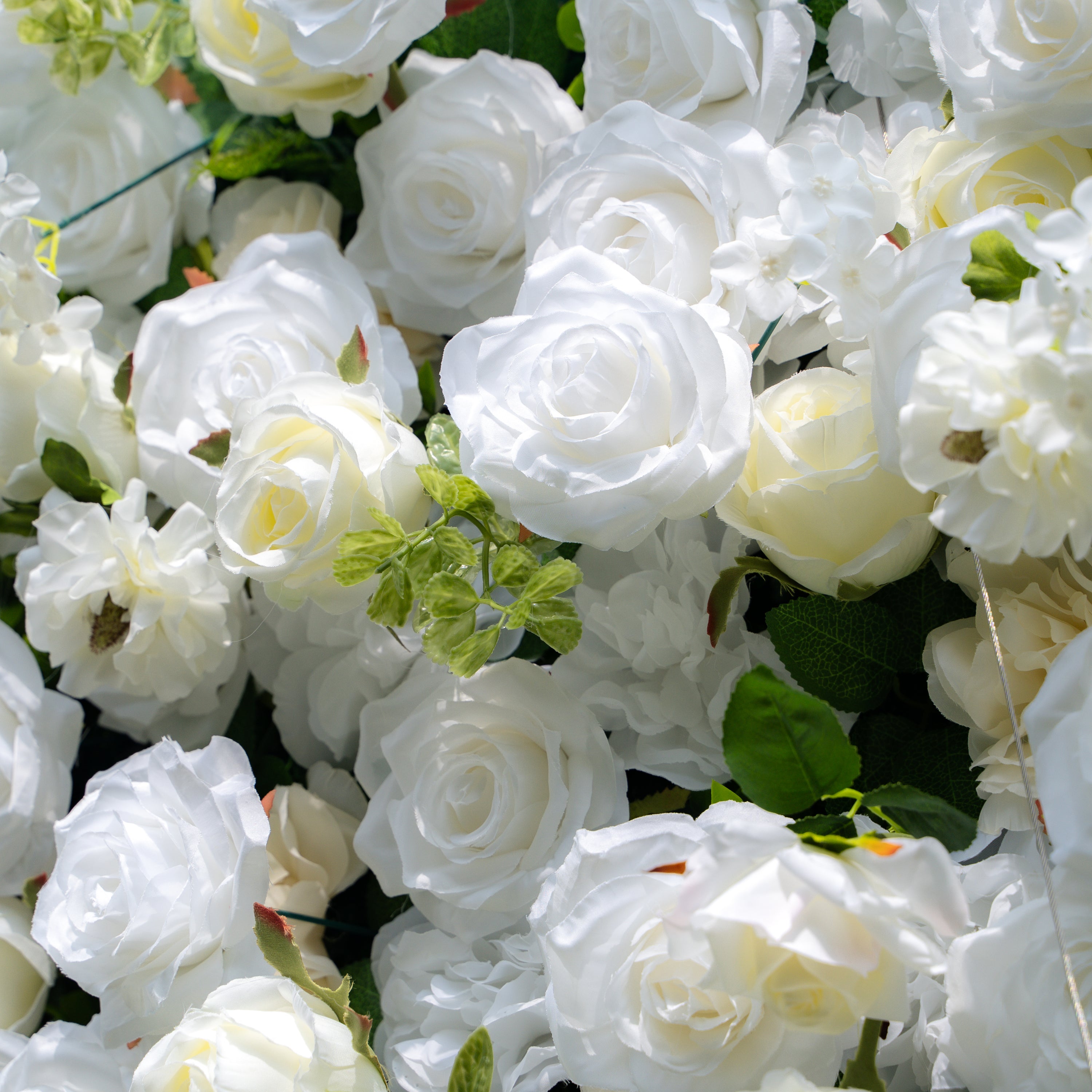 Juliana：3D Fabric Artificial rolling up curtain flower wall