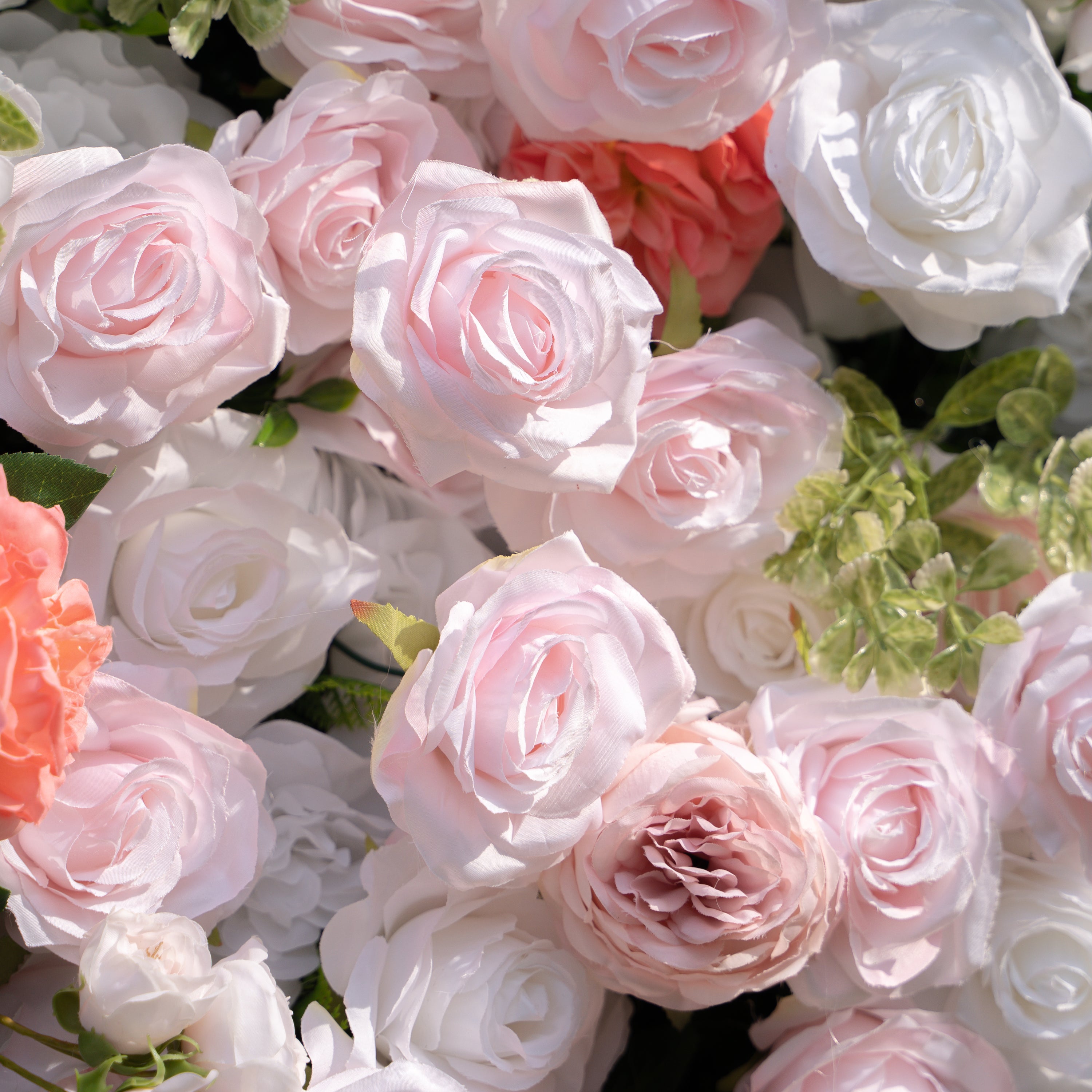 Kaisley：5D Fabric Artificial rolling up curtain flower wall