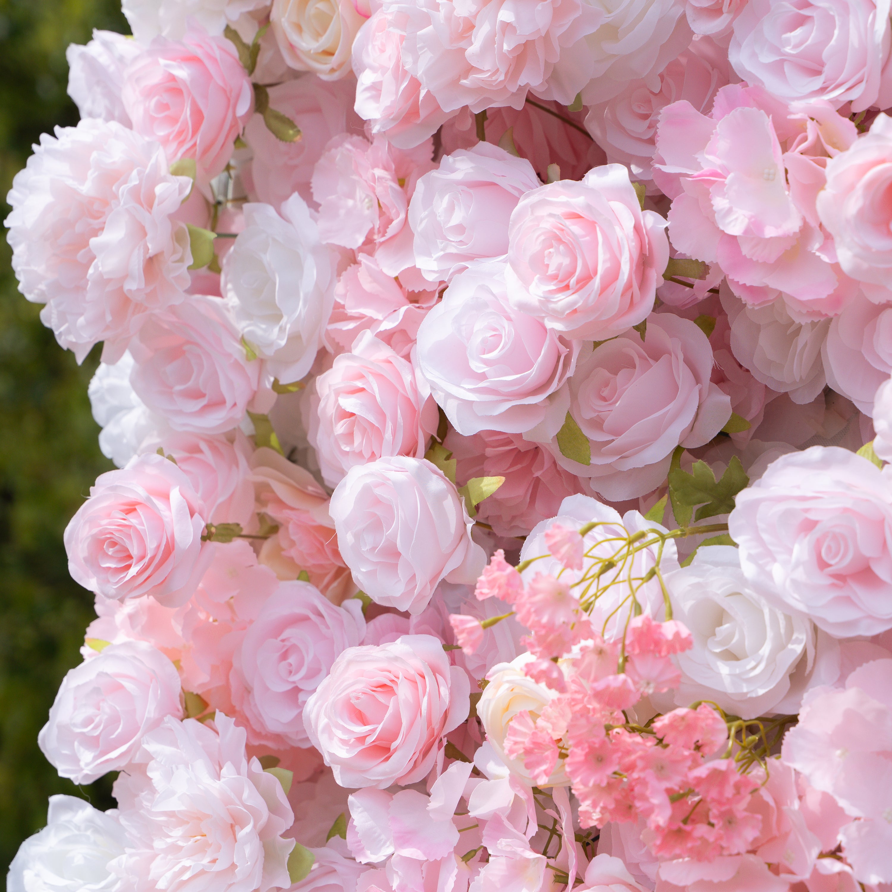 Kissing：5D Elegant Pink and White 5D Fabric Artificial Flower Rolling Curtain Perfect for Wedding &amp; Event (Ready to Ship))