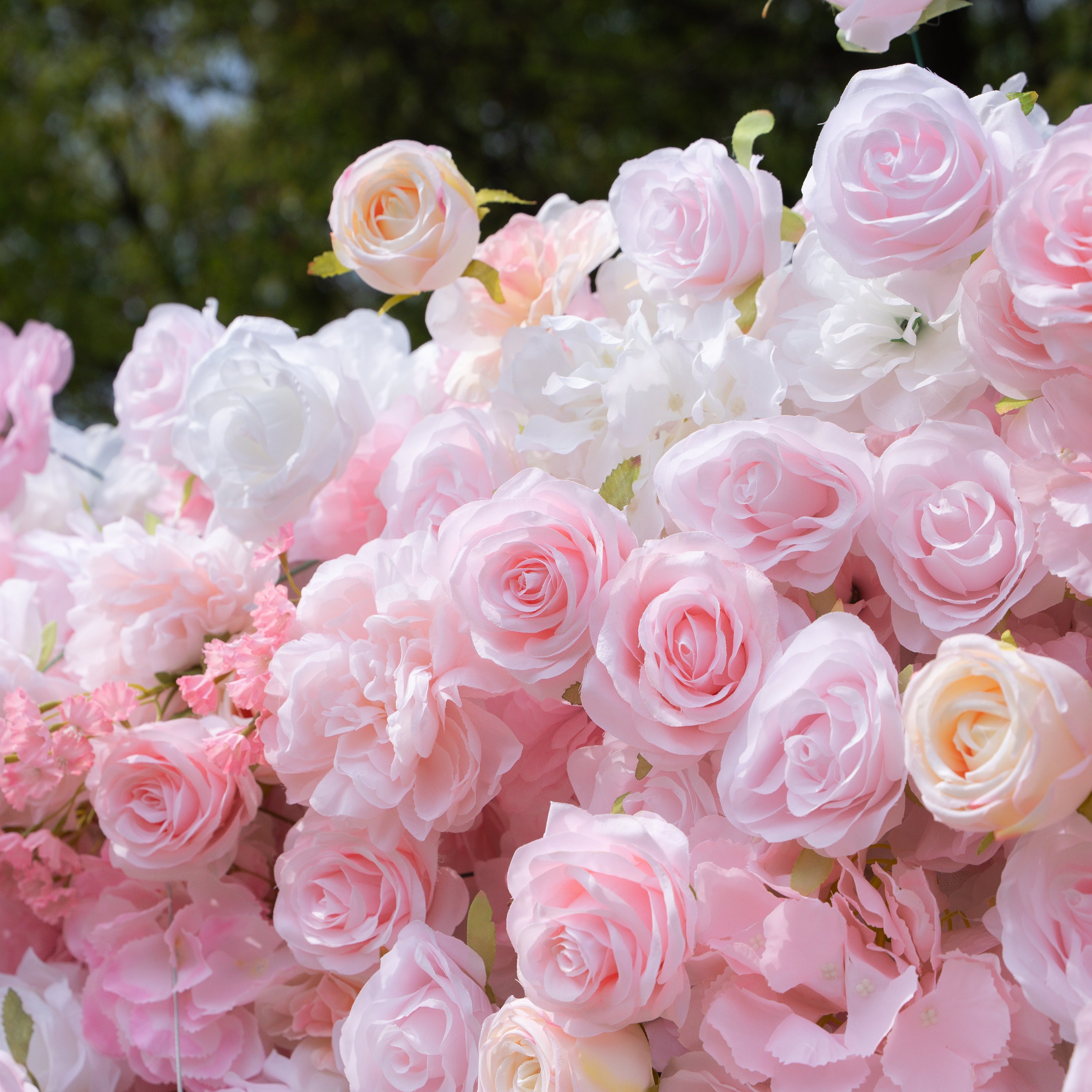 Kissing：5D Elegant Pink and White 5D Fabric Artificial Flower Rolling Curtain Perfect for Wedding &amp; Event (Ready to Ship))