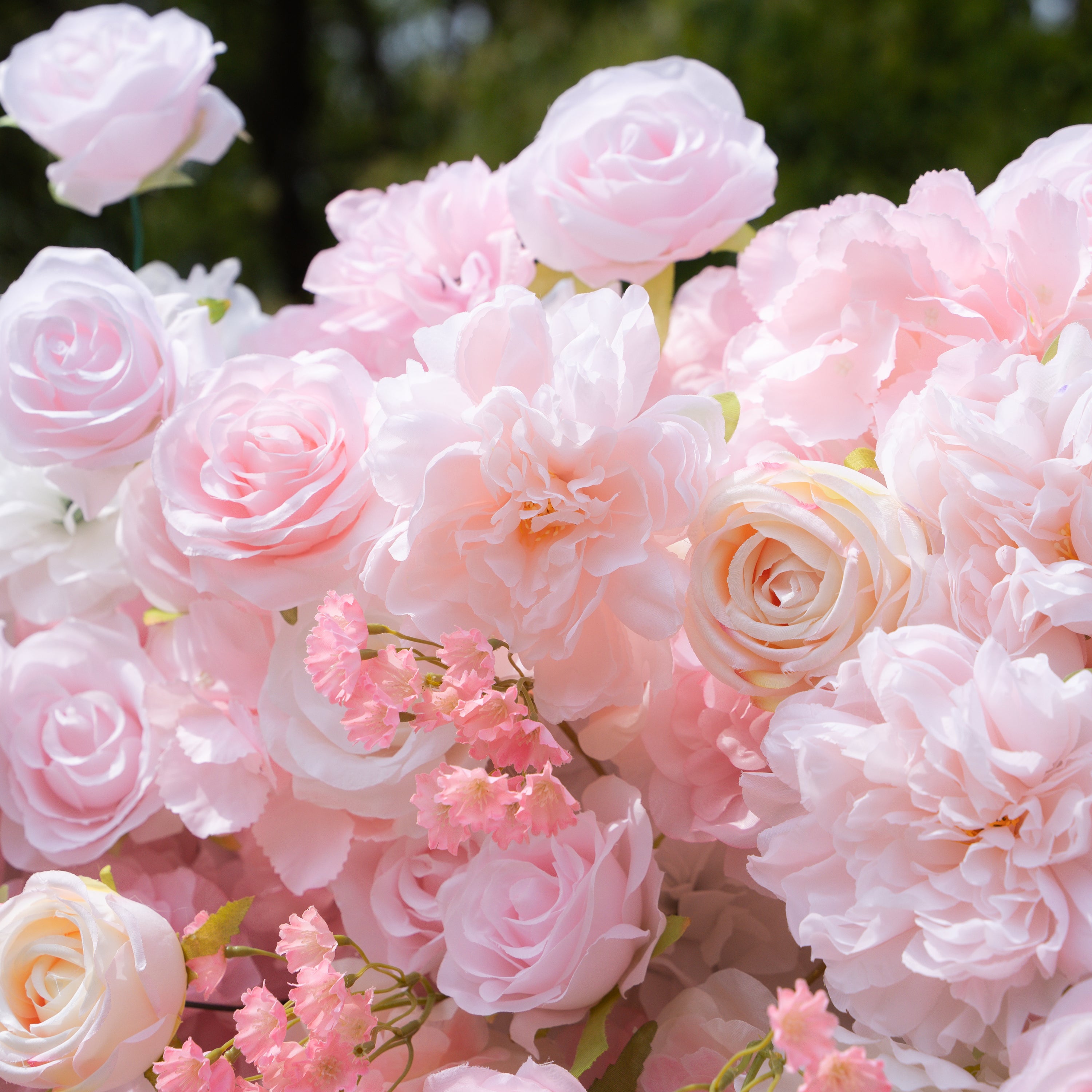 Kissing：5D Elegant Pink and White 5D Fabric Artificial Flower Rolling Curtain Perfect for Wedding &amp; Event (Ready to Ship))