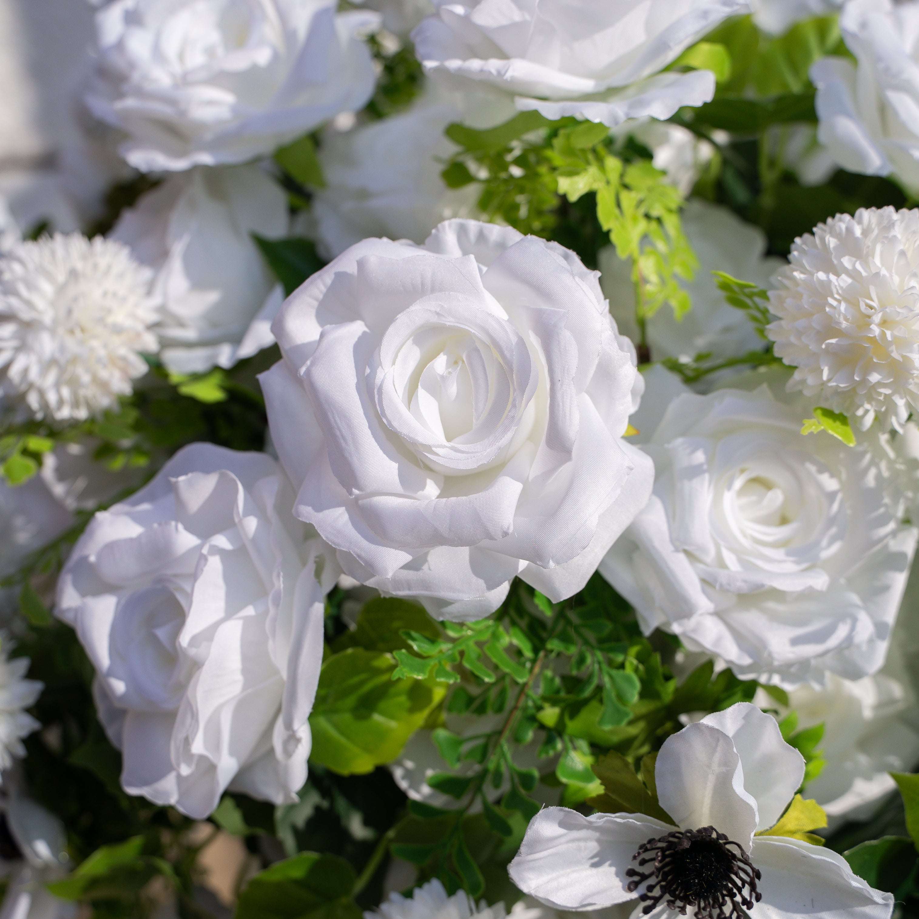 Liora Flower Ball: White and Green Flower Ball Flower Centerpiece Bouquet Table Decoration