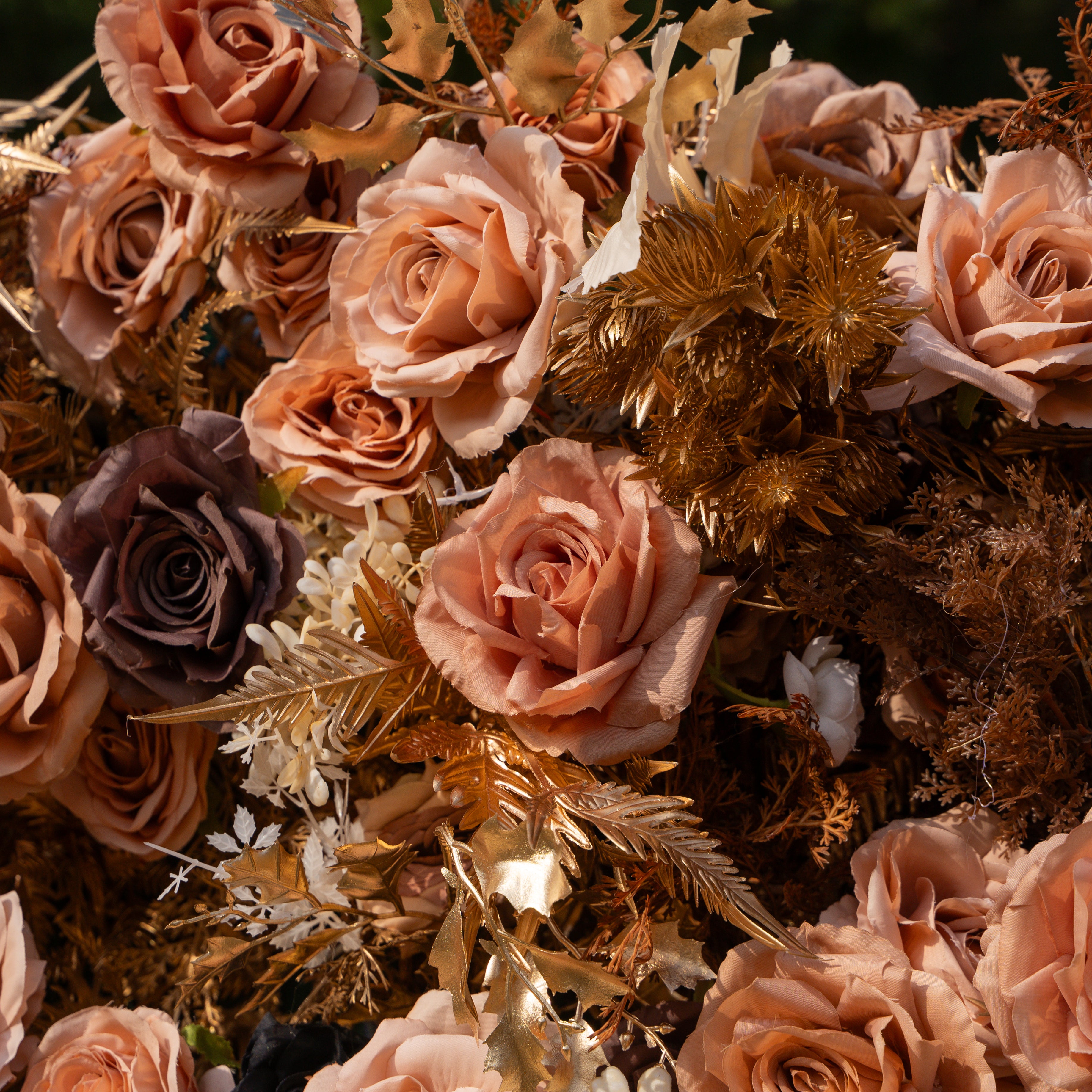 Lucien: 5D Vintage Brown Silk Rose Flower Wall Roll-Up Fabric Backdrop with Gold Accents for Autumn Weddings &amp; Events