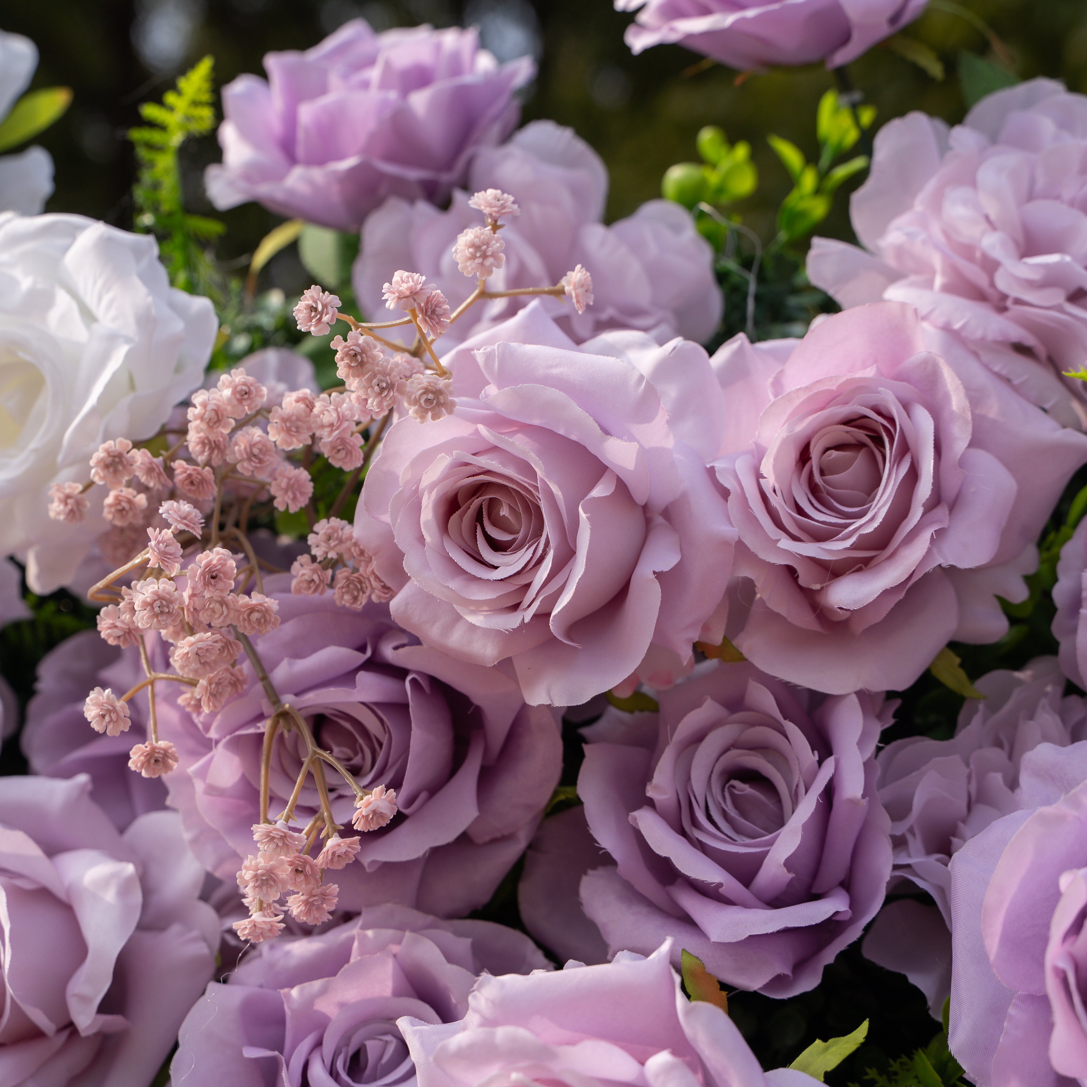 Maris: Luxury 3D Lavender &amp; Blush Silk Rose Floral Wall Roll-Up Fabric Backdrop for Romantic Weddings &amp; Bridal Showers