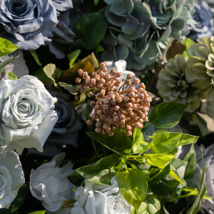 Maturo：5D Fabric Artificial rolling up curtain flower wall