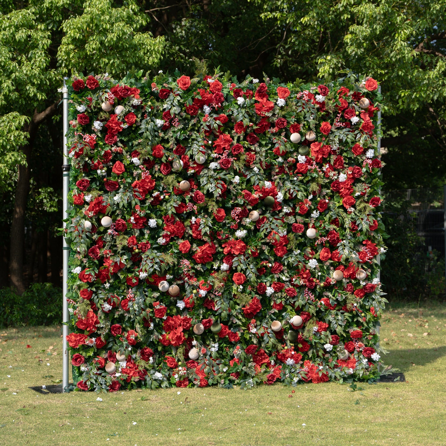 MC-3: Christmas Fabric Backdrop Artificial rolling up flower wall 4*8ft/8*8ft+Xmas Loose Flowers