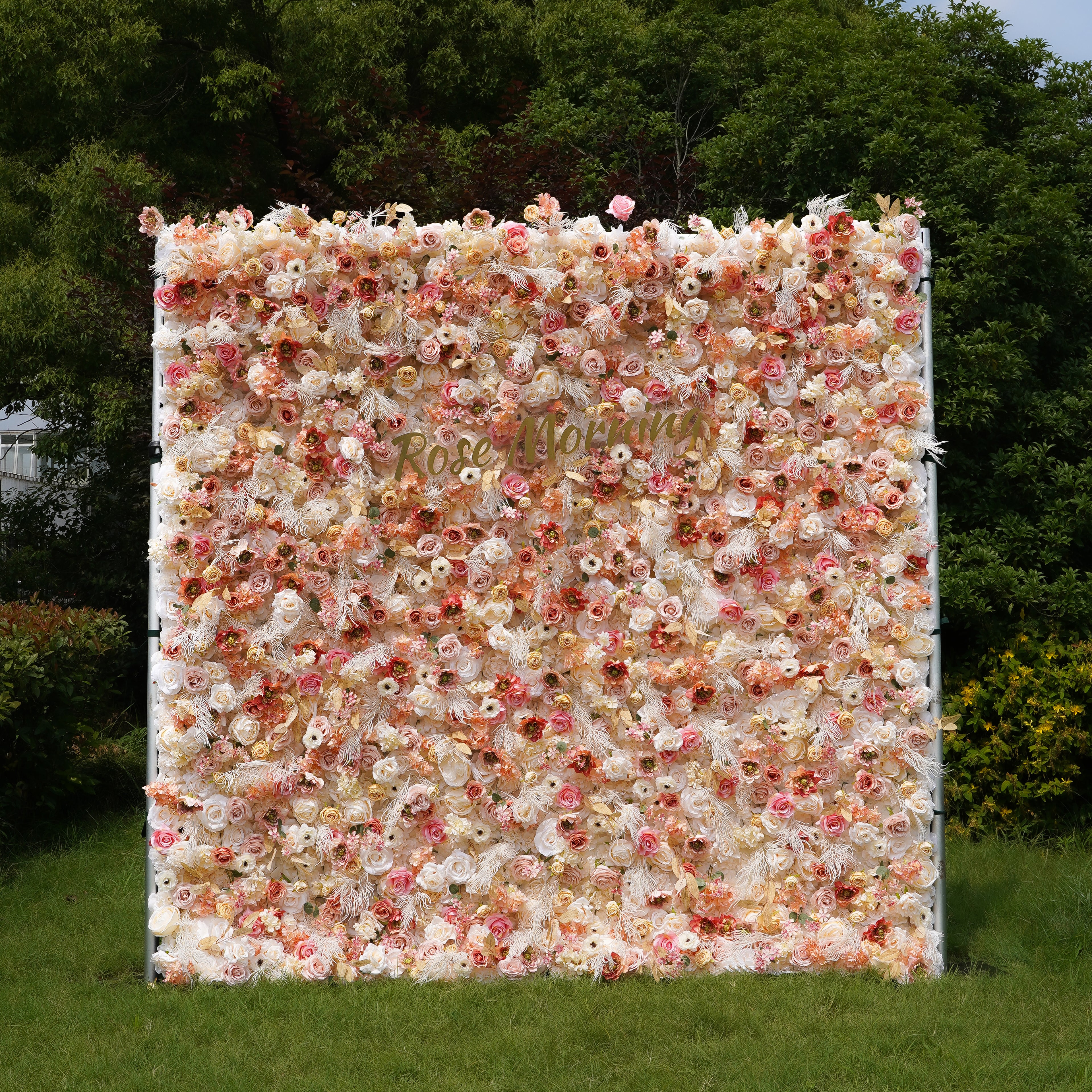 Rose Morning¡°The flower walls are made of artificial flowers in various colors, layered at different levels to create a lush, elegant and natural look. The exclusive zipper design and roll-up design make it easy to install and remove.¡±