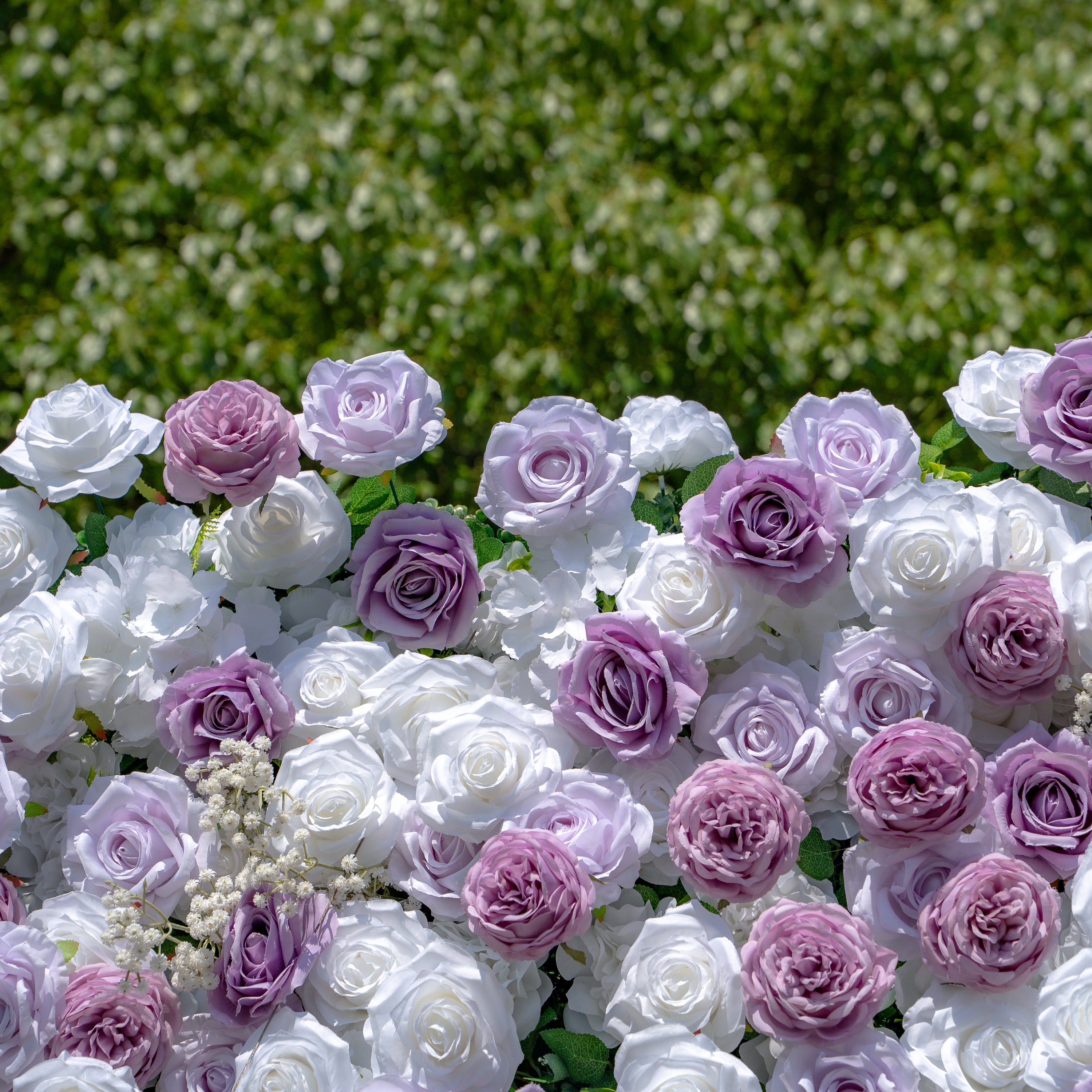 Millie：3D Fabric Artificial rolling up curtain flower wall