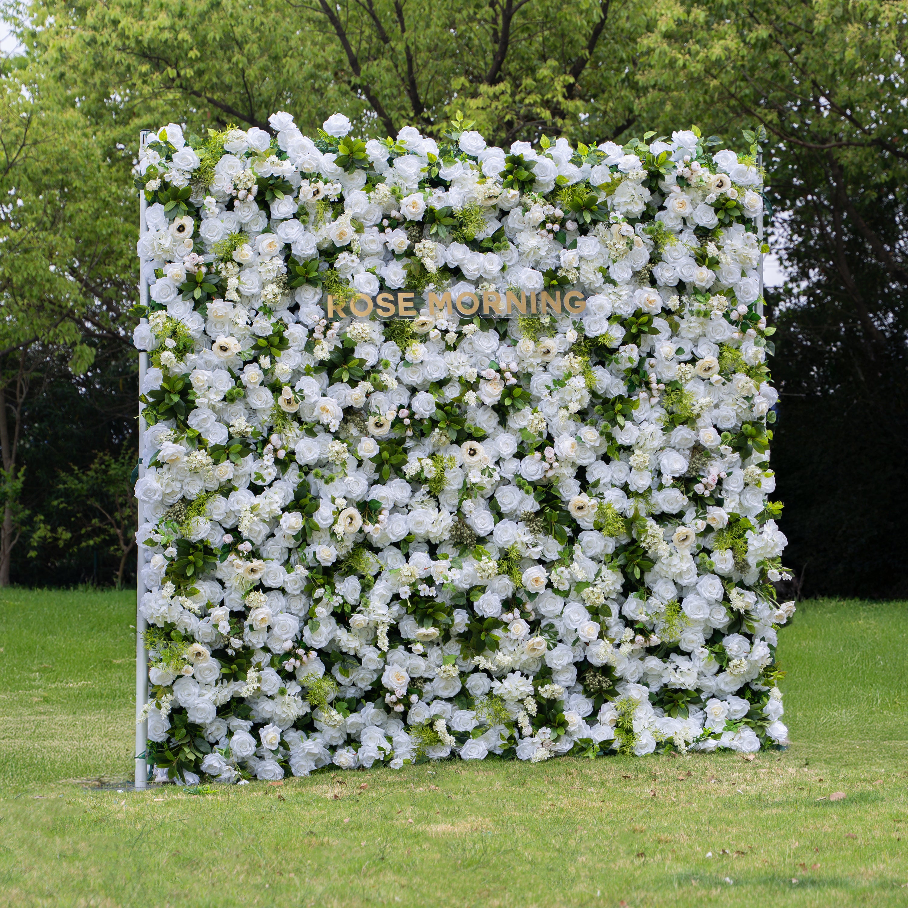 Olisa：5D Fabric Artificial rolling up curtain flower wall