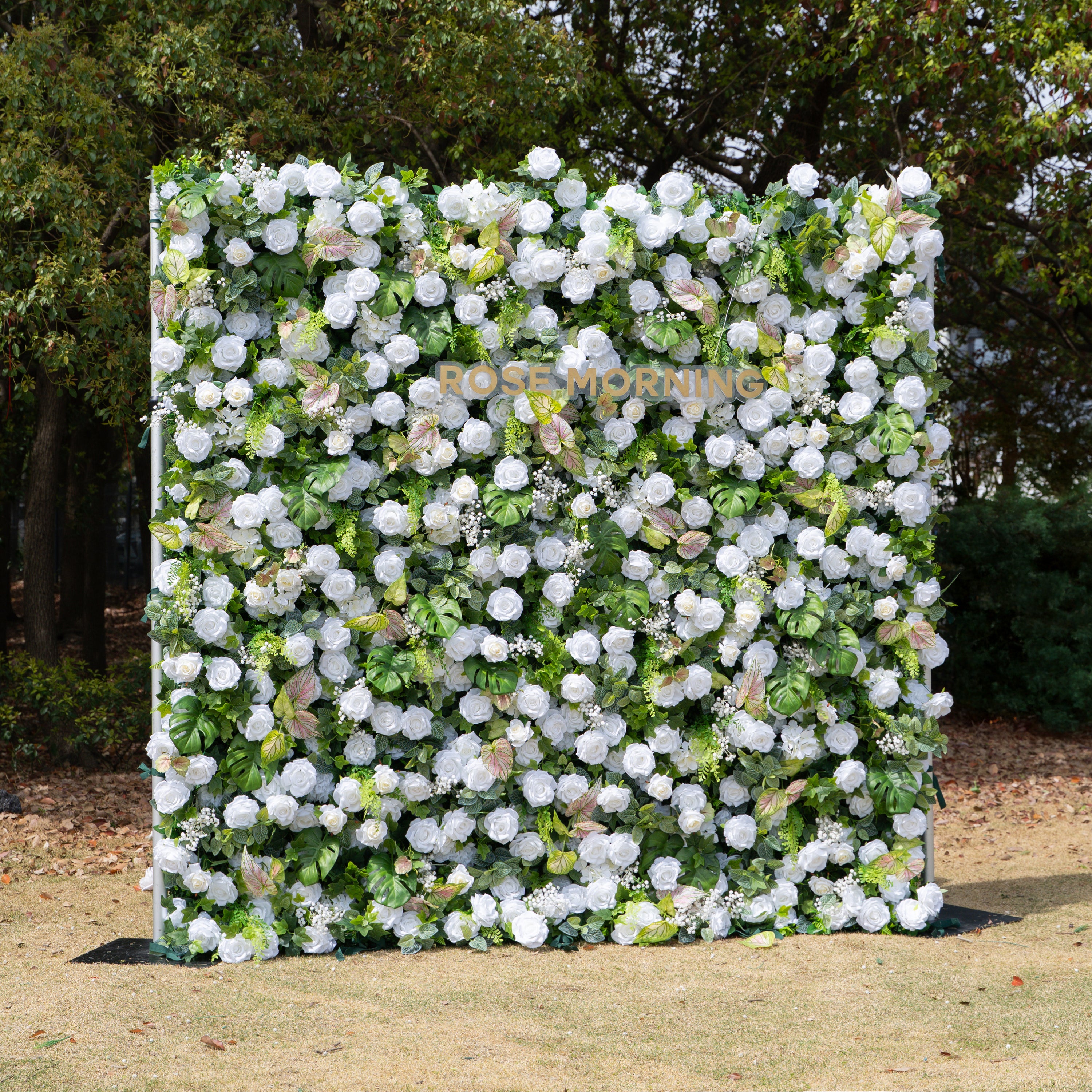 Perla：5D Fabric Artificial rolling up curtain flower wall