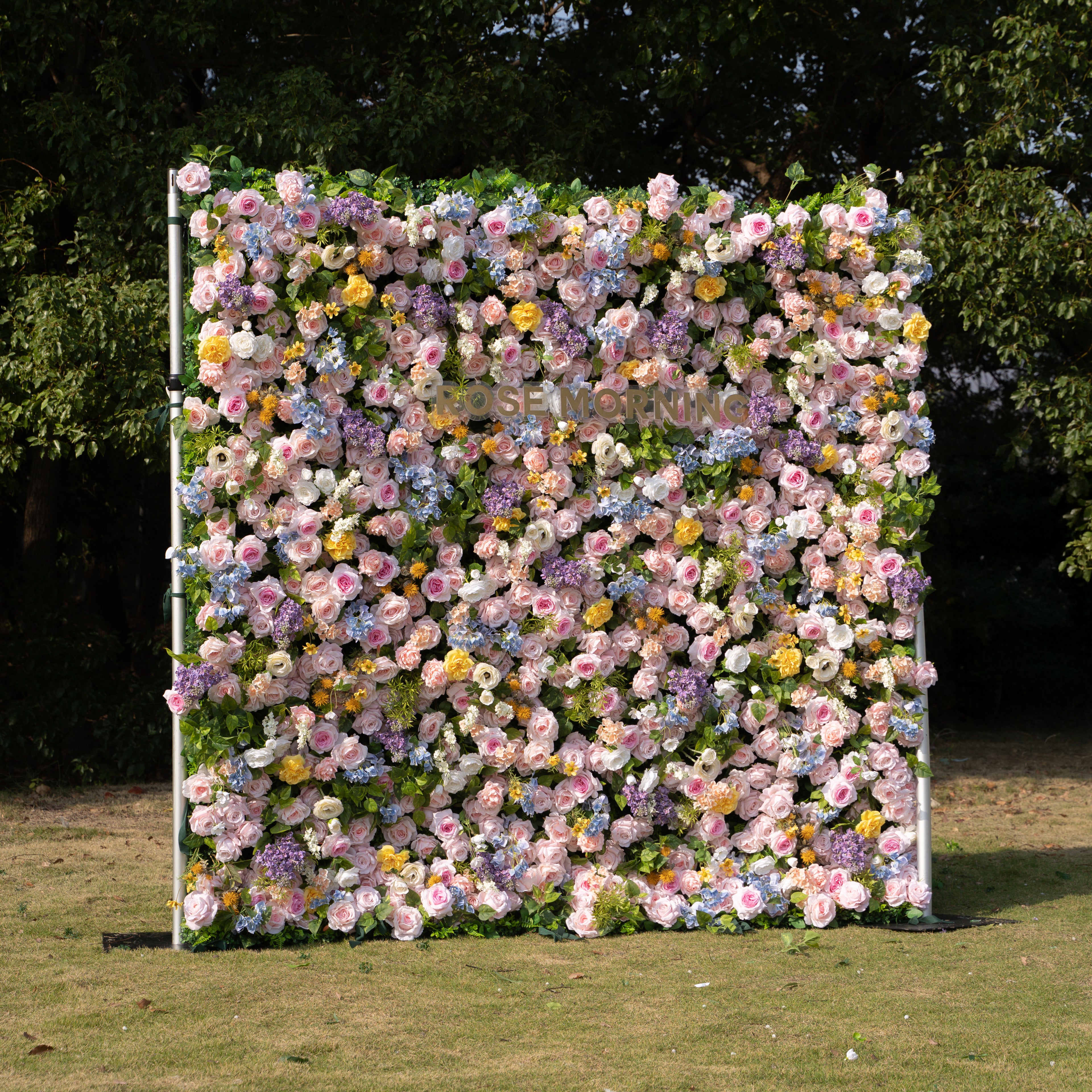 Power：5D Fabric Artificial rolling up curtain flower wall