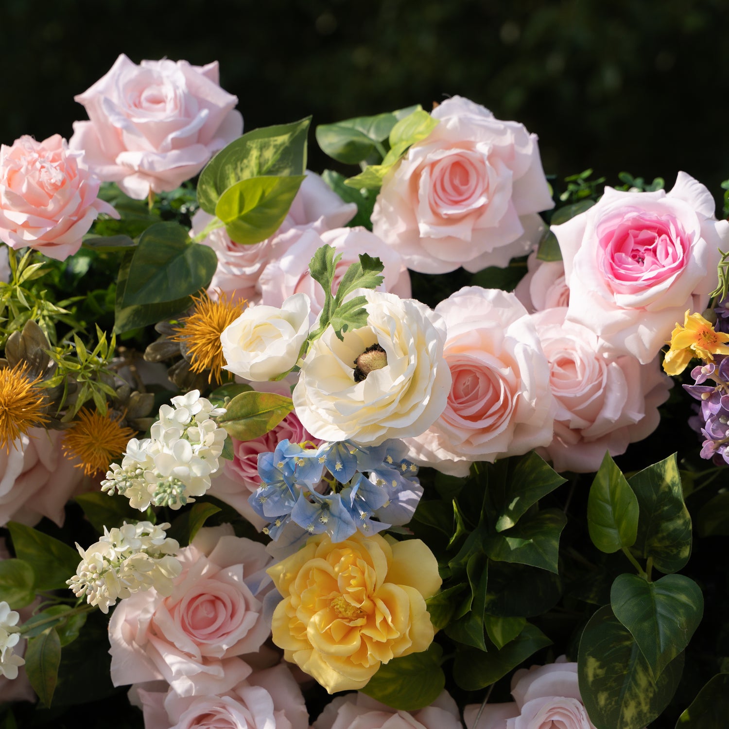 Power：5D Fabric Artificial rolling up curtain flower wall