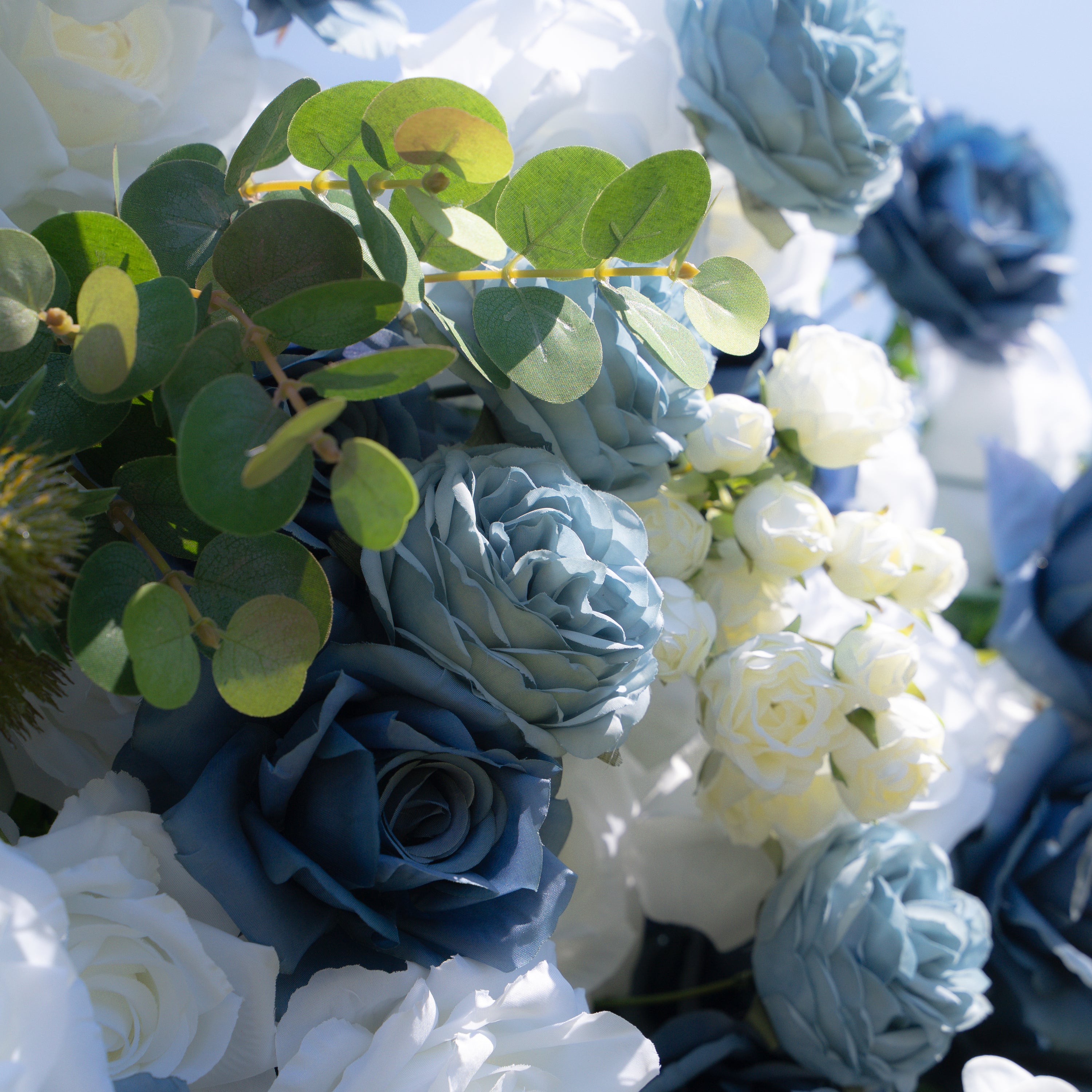 Precious：5D Fabric Artificial rolling up curtain flower wall