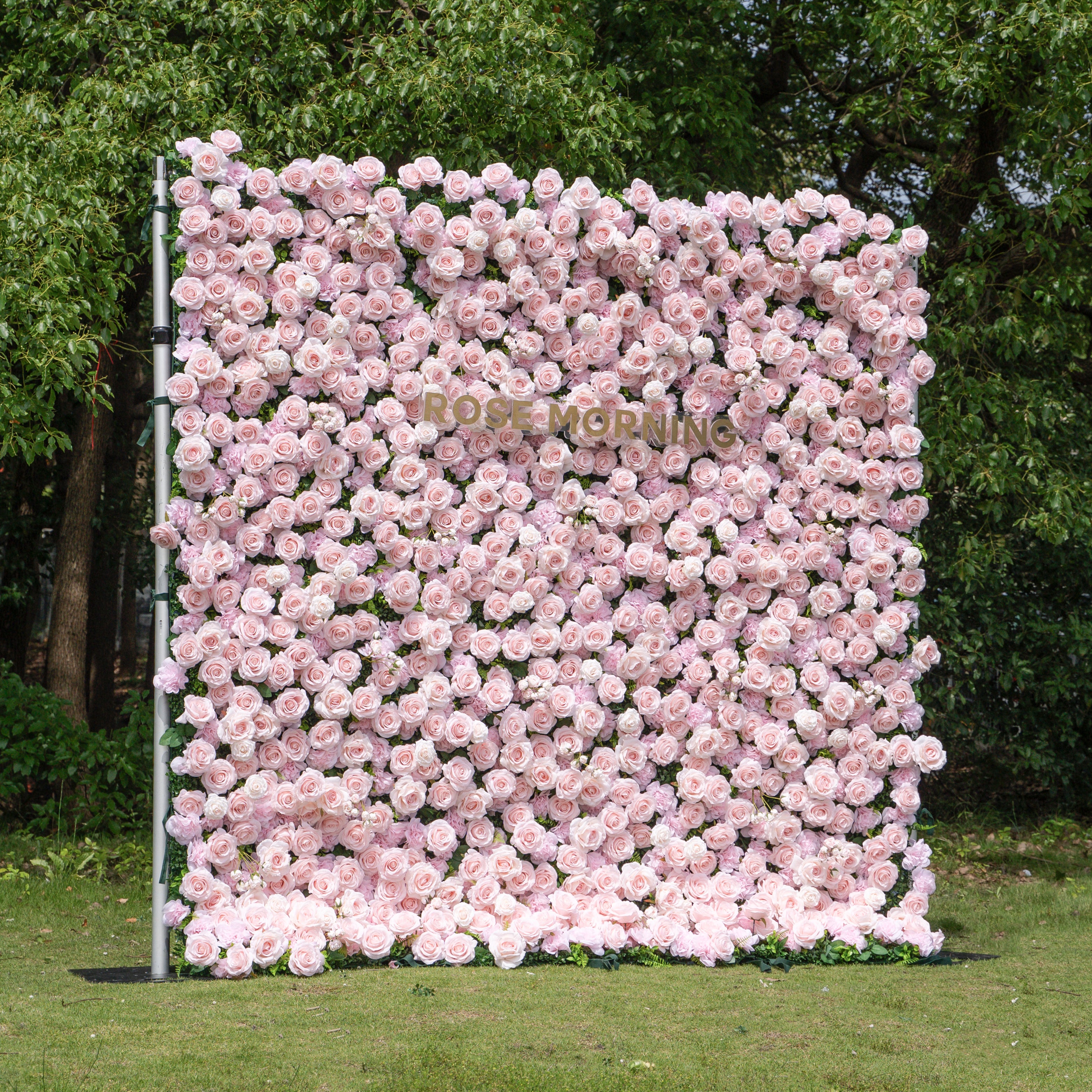 Querido：3D Fabric Artificial rolling up curtain flower wall