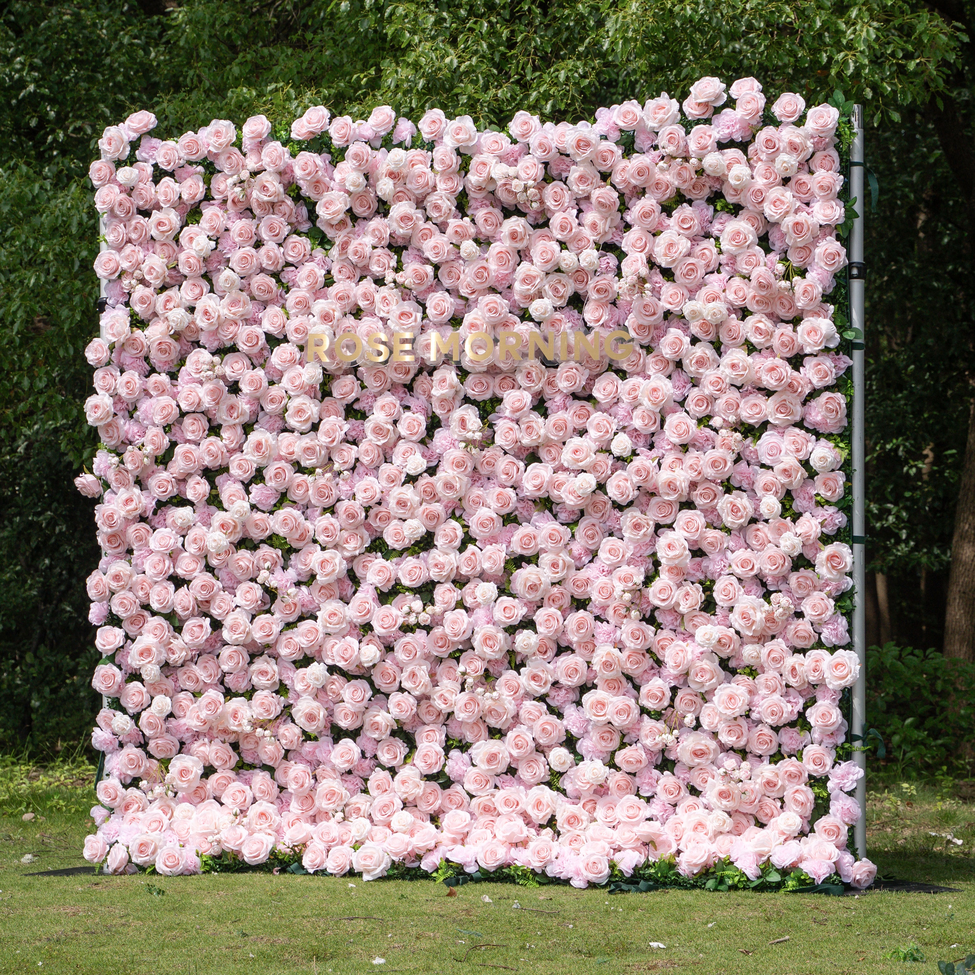 Querido：3D Fabric Artificial rolling up curtain flower wall