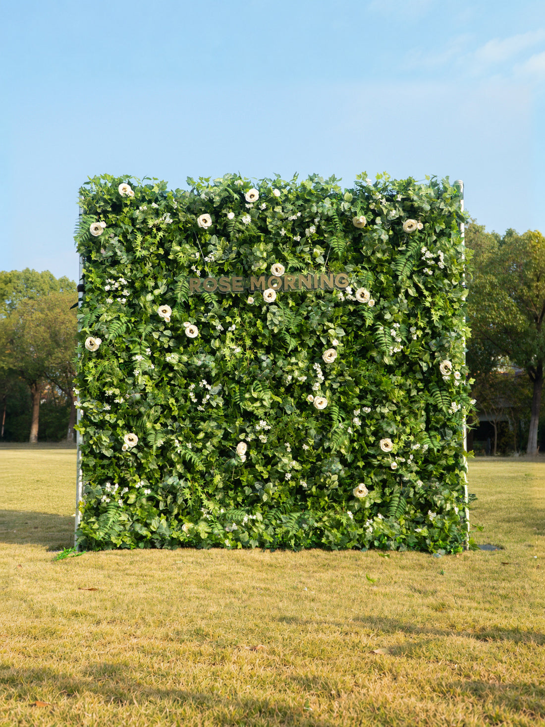 Mattia：5D Fabric Artificial rolling up curtain flower wall