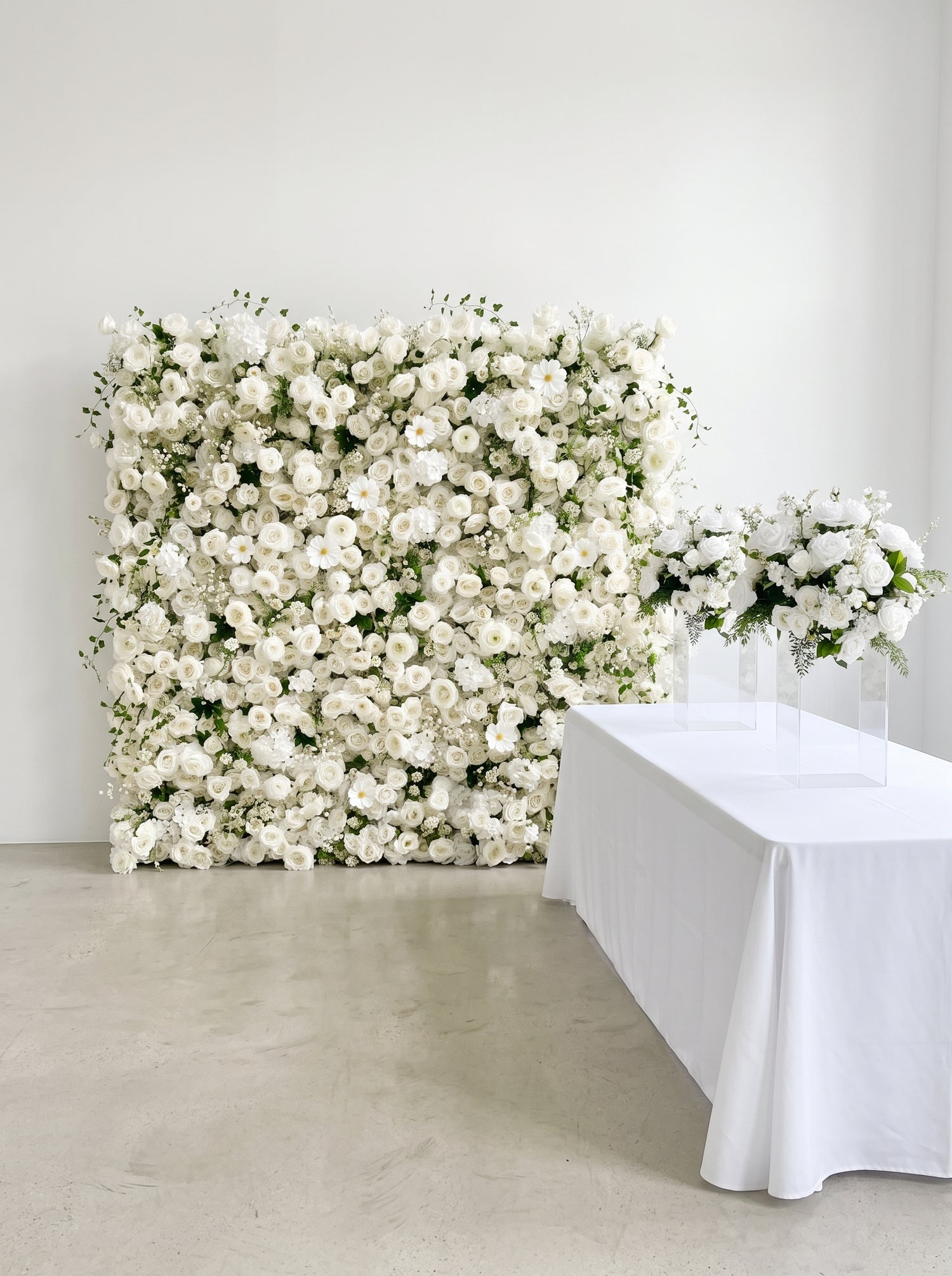 Rosiva:Luxury 5D All-White Floral Wall with Greenery Roll-Up Backdrop for Rustic Garden Weddings
