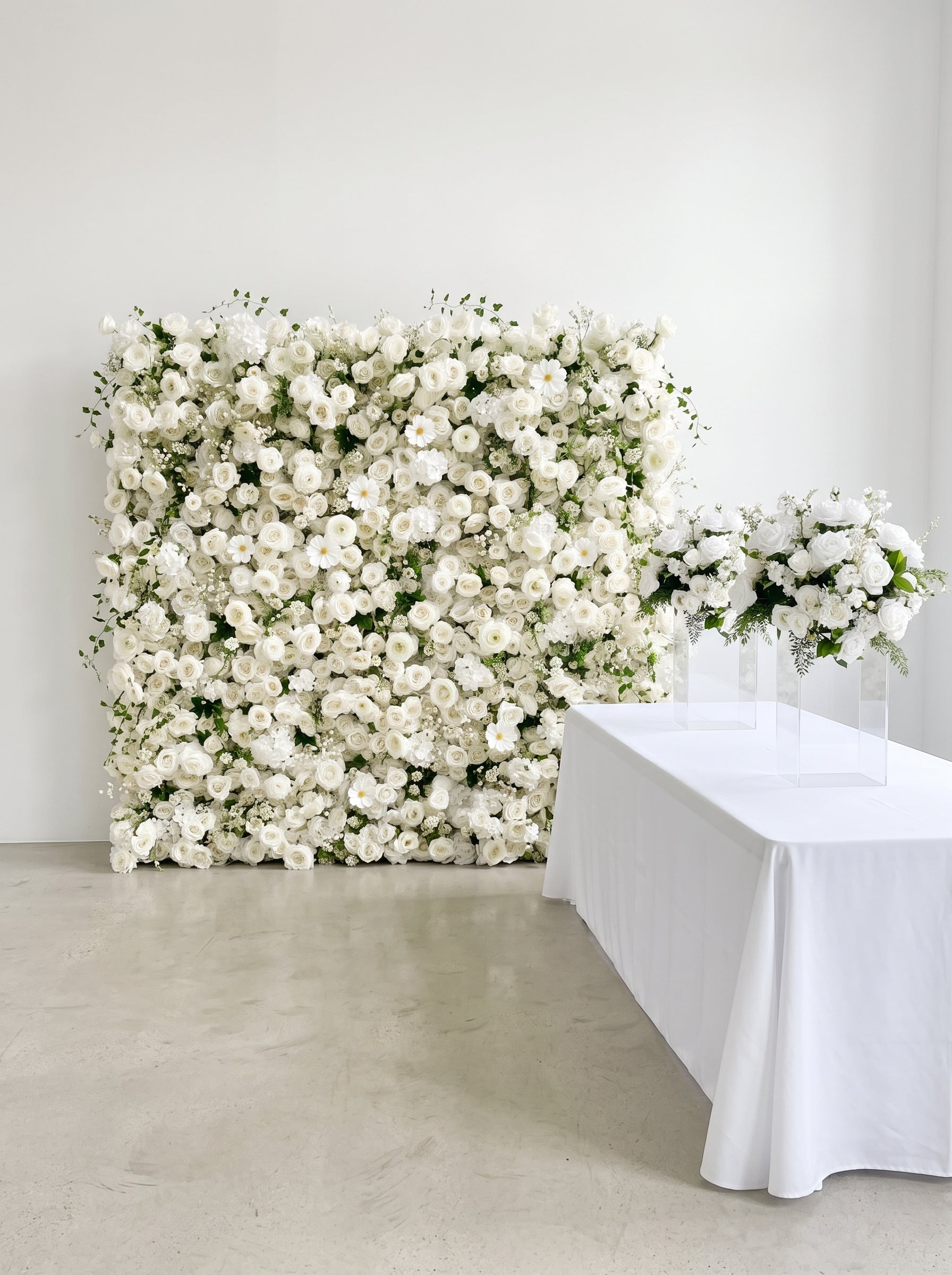 Rosiva:Luxury 5D All-White Floral Wall with Greenery Roll-Up Backdrop for Rustic Garden Weddings