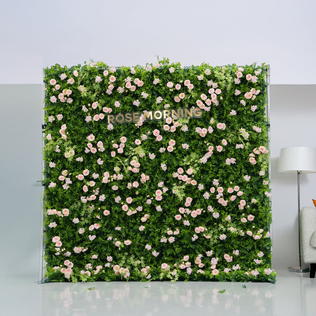 Saga：3D Fabric Artificial rolling up curtain flower wall