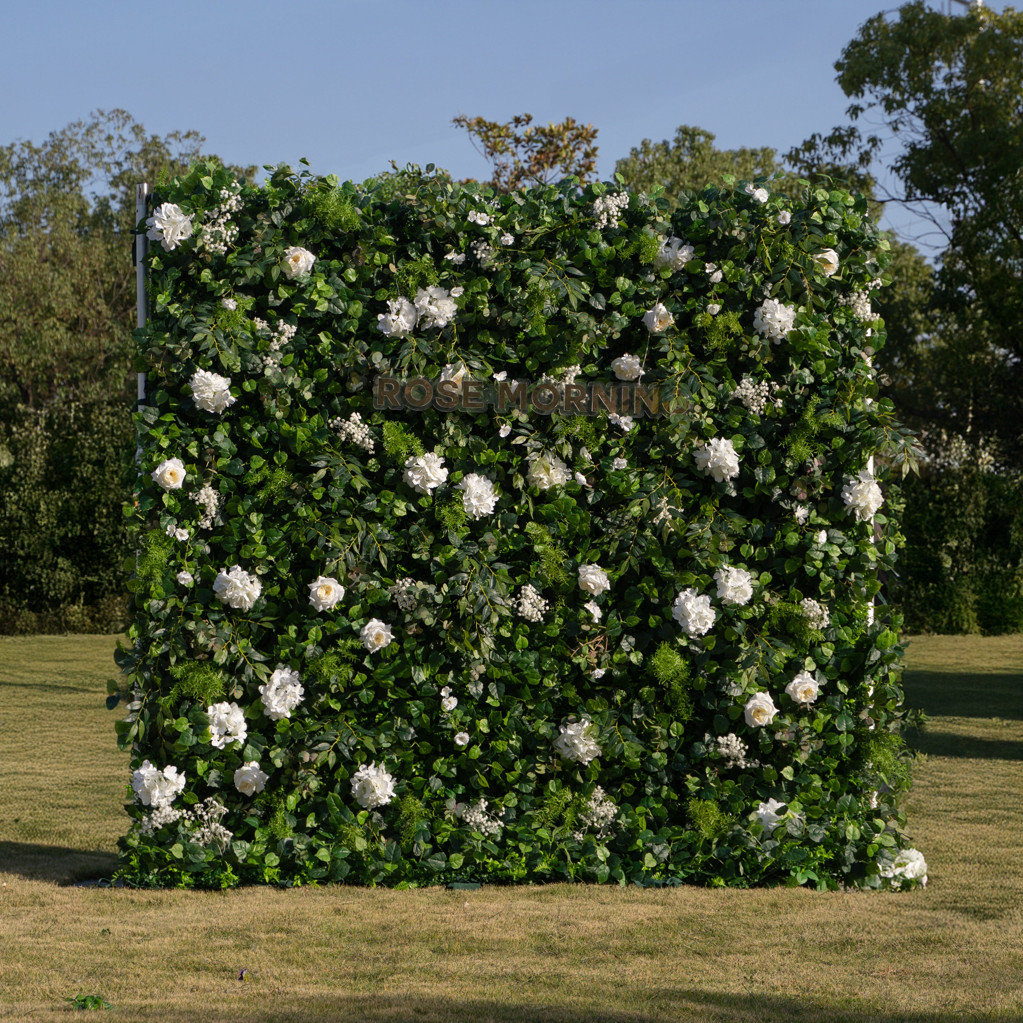 Sandalwood：3D Fabric Artificial rolling up curtain flower wall