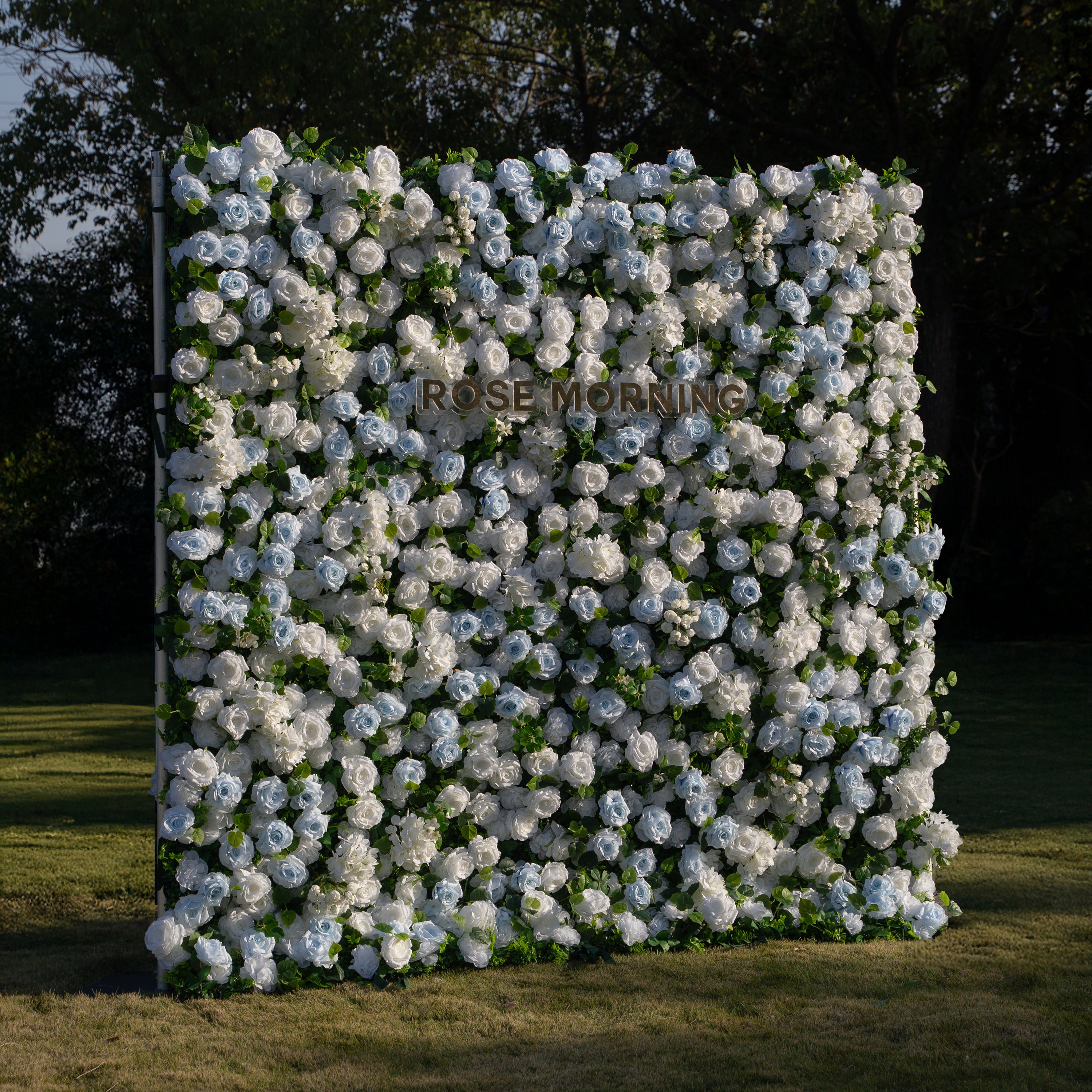 Seasalt：3D Fabric Artificial rolling up curtain flower wall
