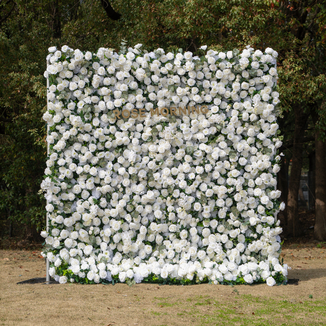 Sylas: 5D Luxury White Rose &amp; Forest Foliage Silk Floral Wall Roll-Up Fabric Backdrop for Elegant Garden Weddings &amp; Receptions